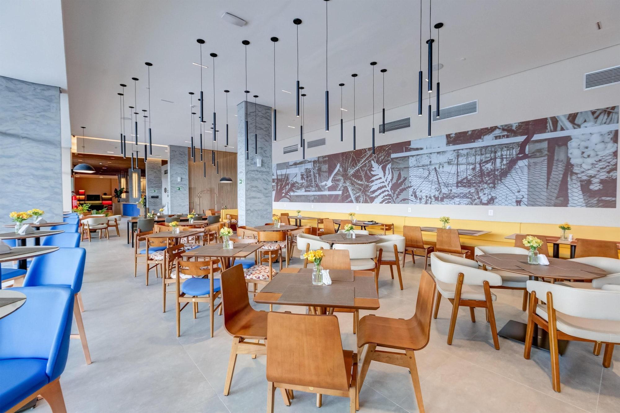 Restaurant Hampton By Hilton Caraguatatuba Serramar