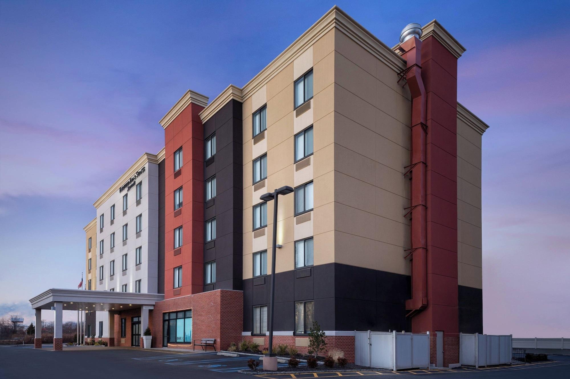 Vista Exterior Fairfield Inn & Suites by Marriott New York Staten Island