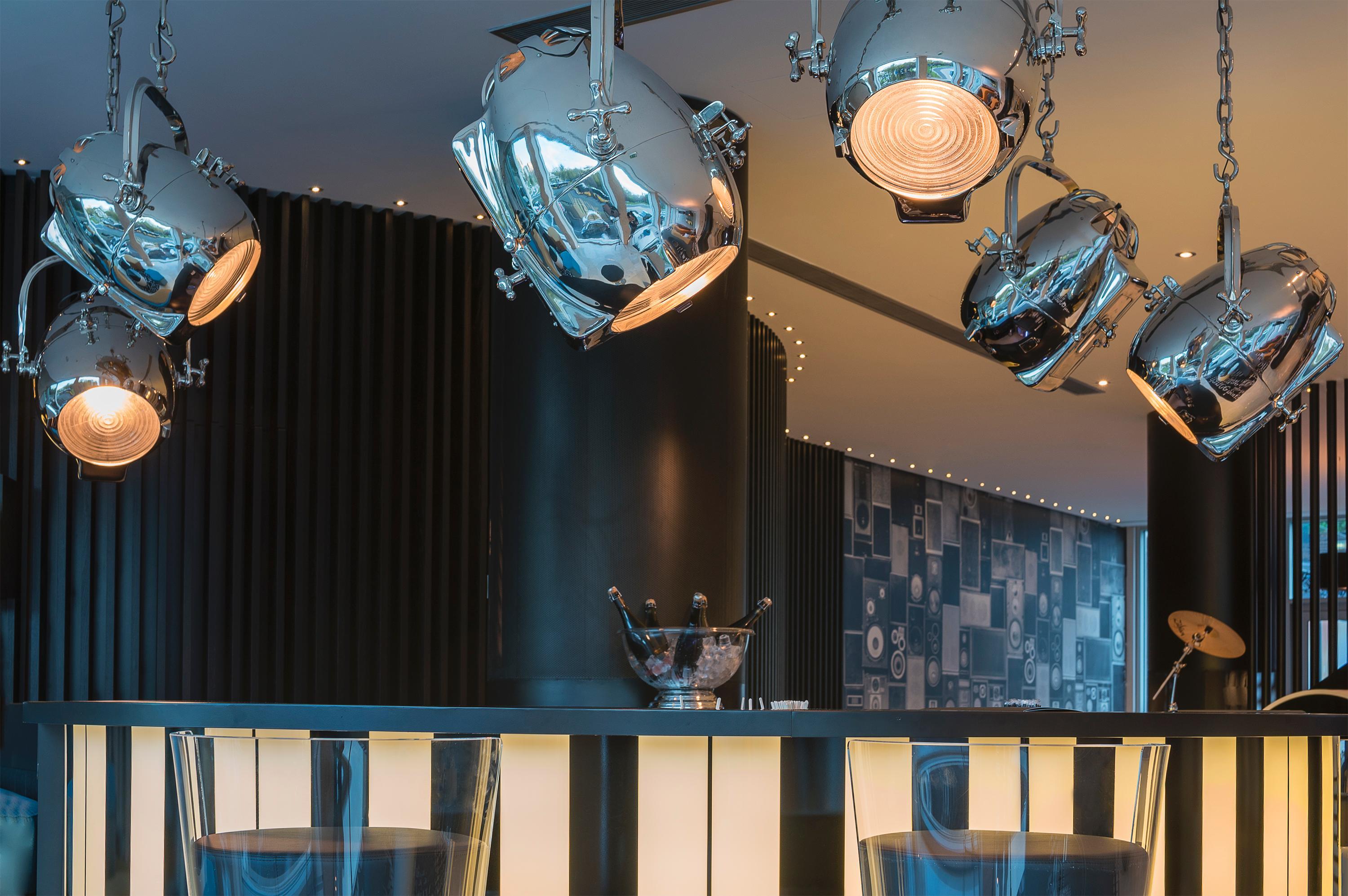 Bar/Salón HF Fénix Music