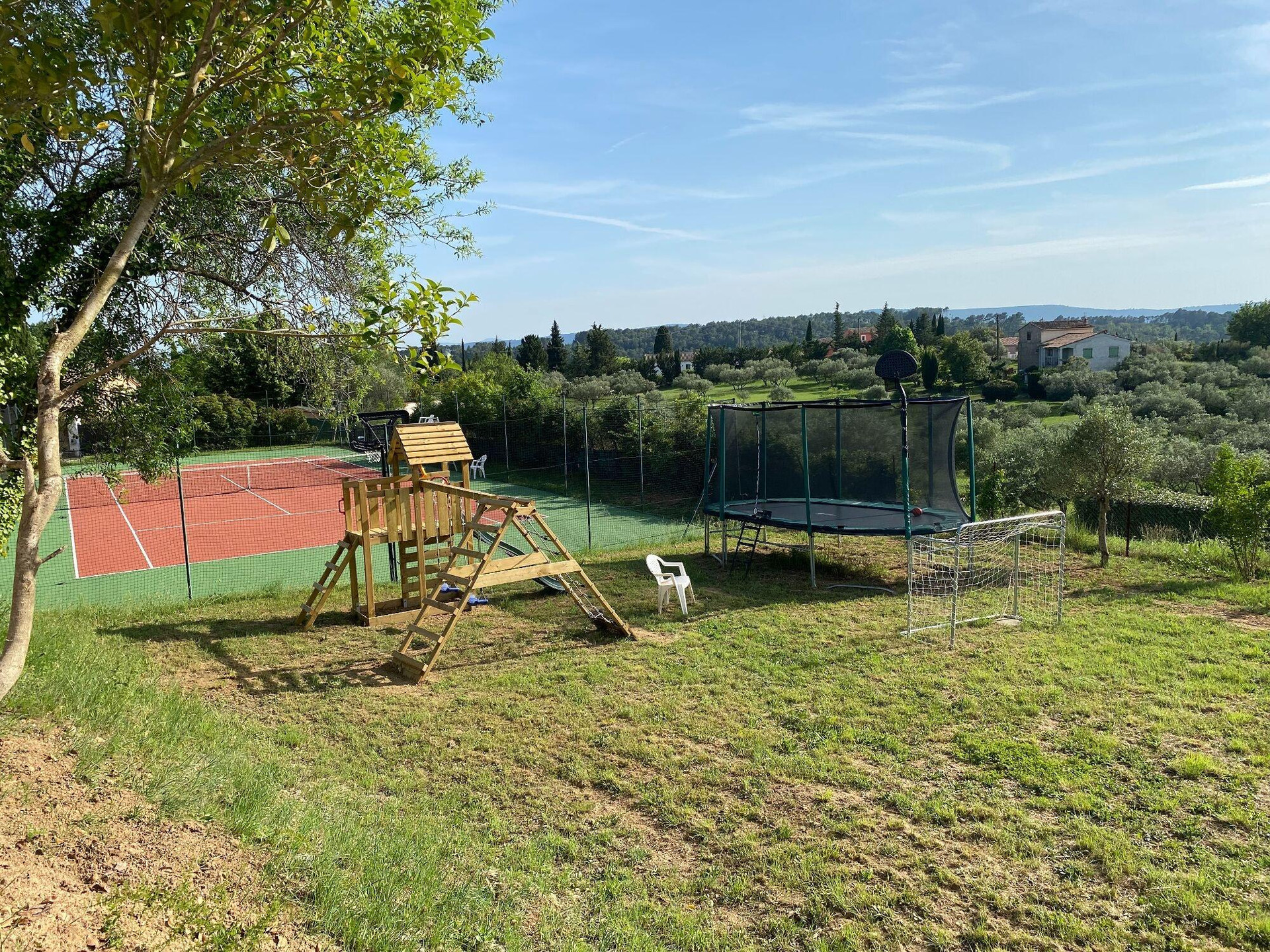 Varios Le Domaine des Petits Princes