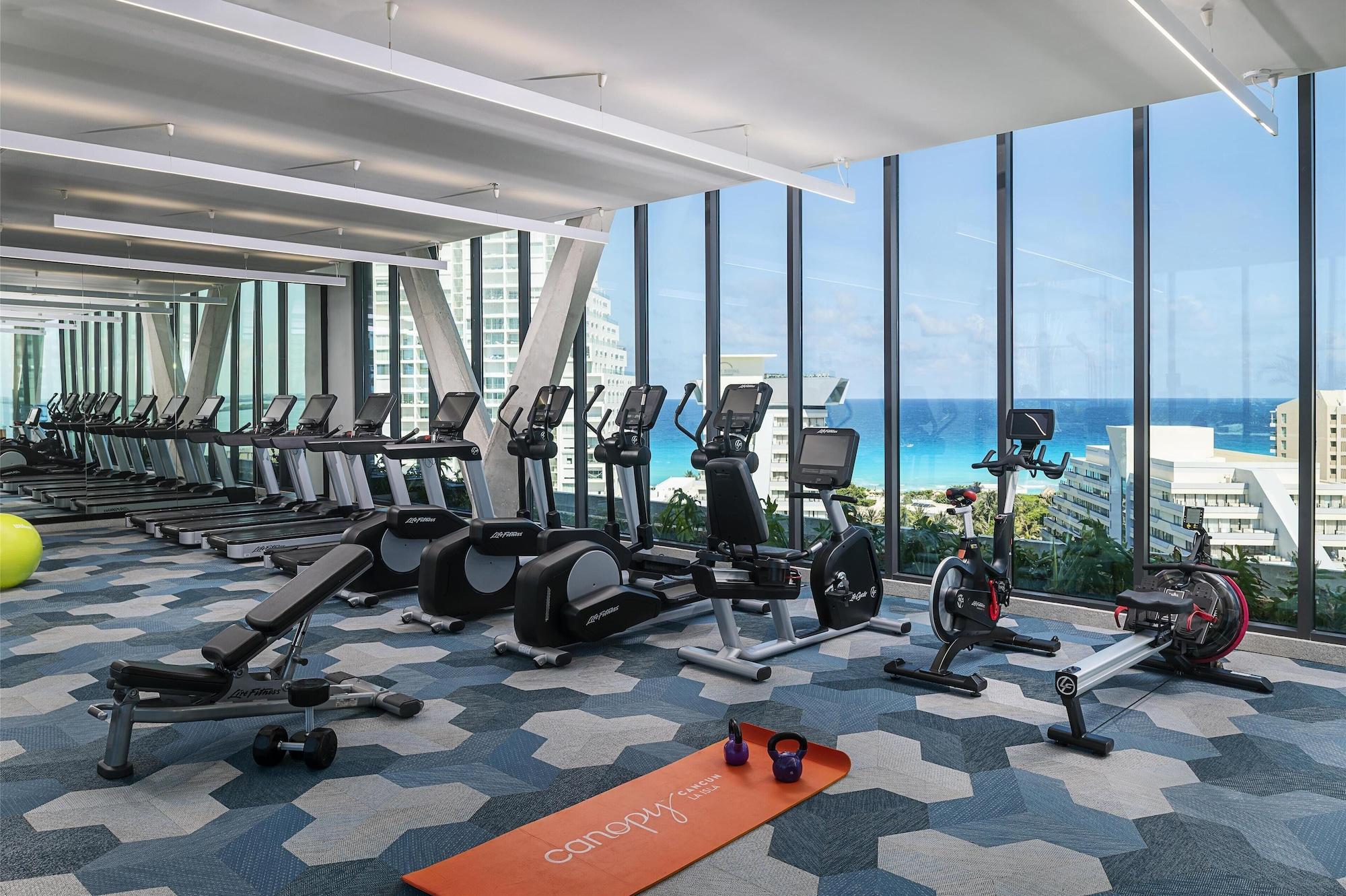Gimnasio Canopy by Hilton Cancun La Isla