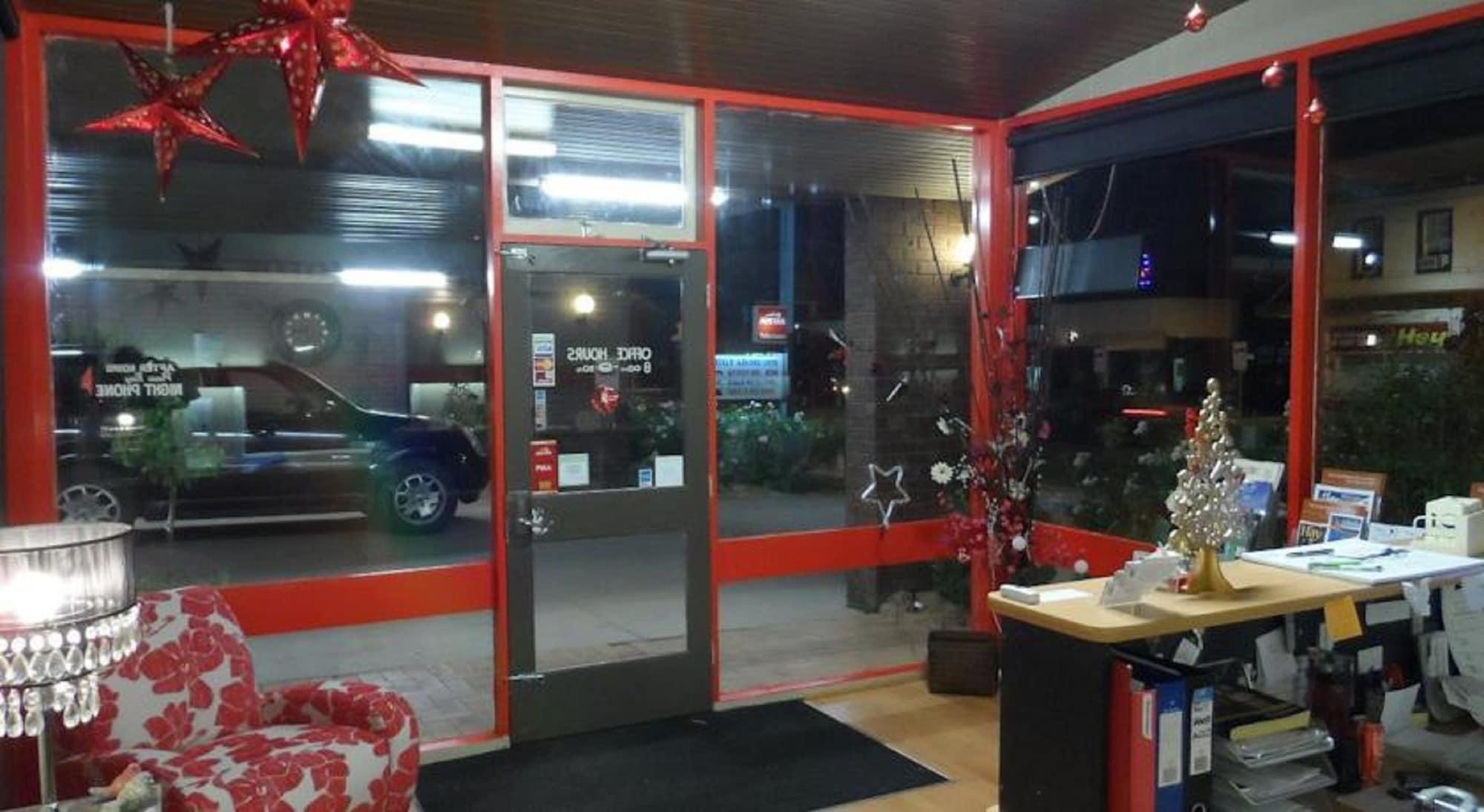 Vista Lobby Bidgee Motor Inn