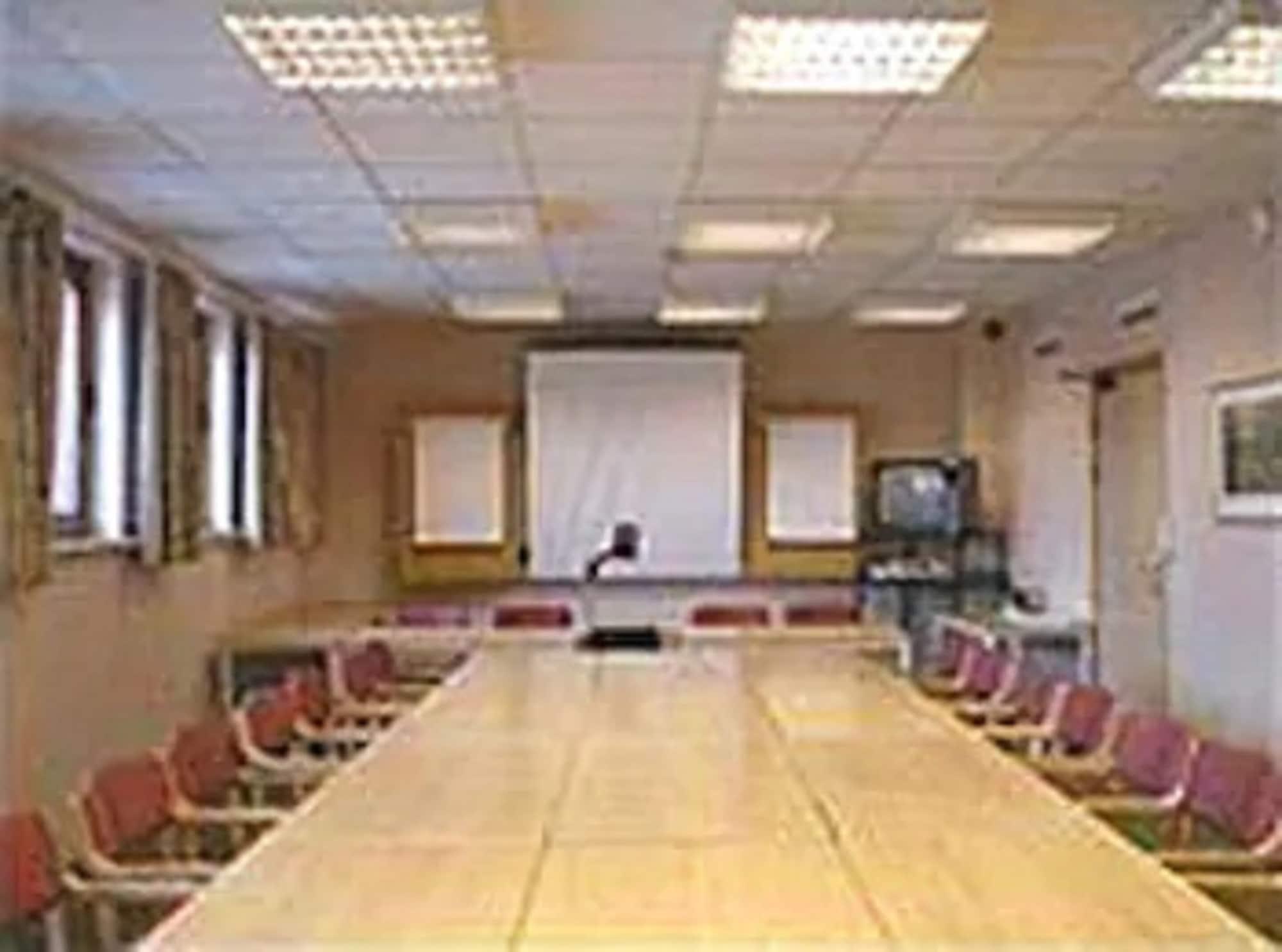 Sala de Reuniones Mitt Hotell