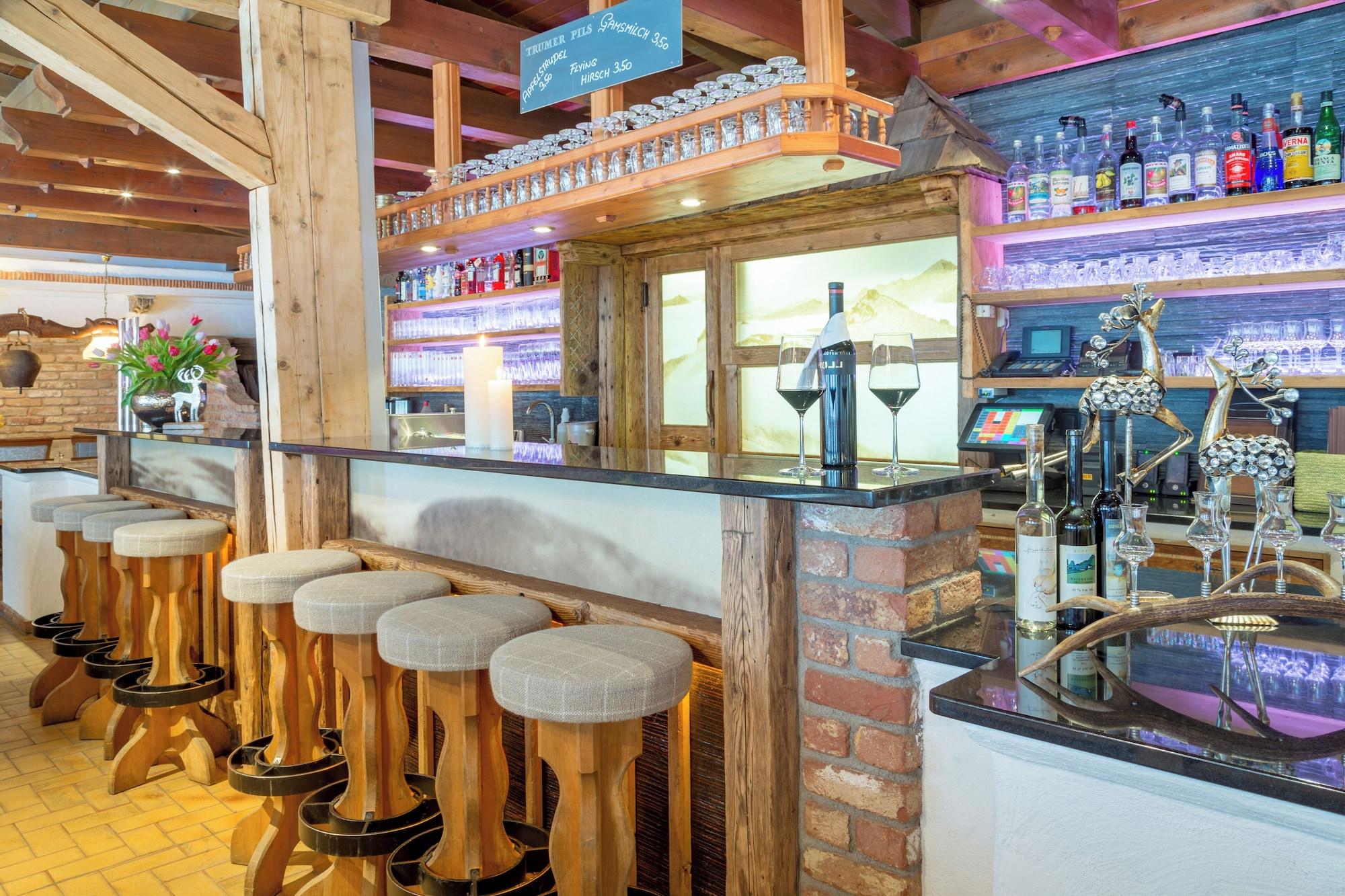 Bar/Salón Berghotel Ronach