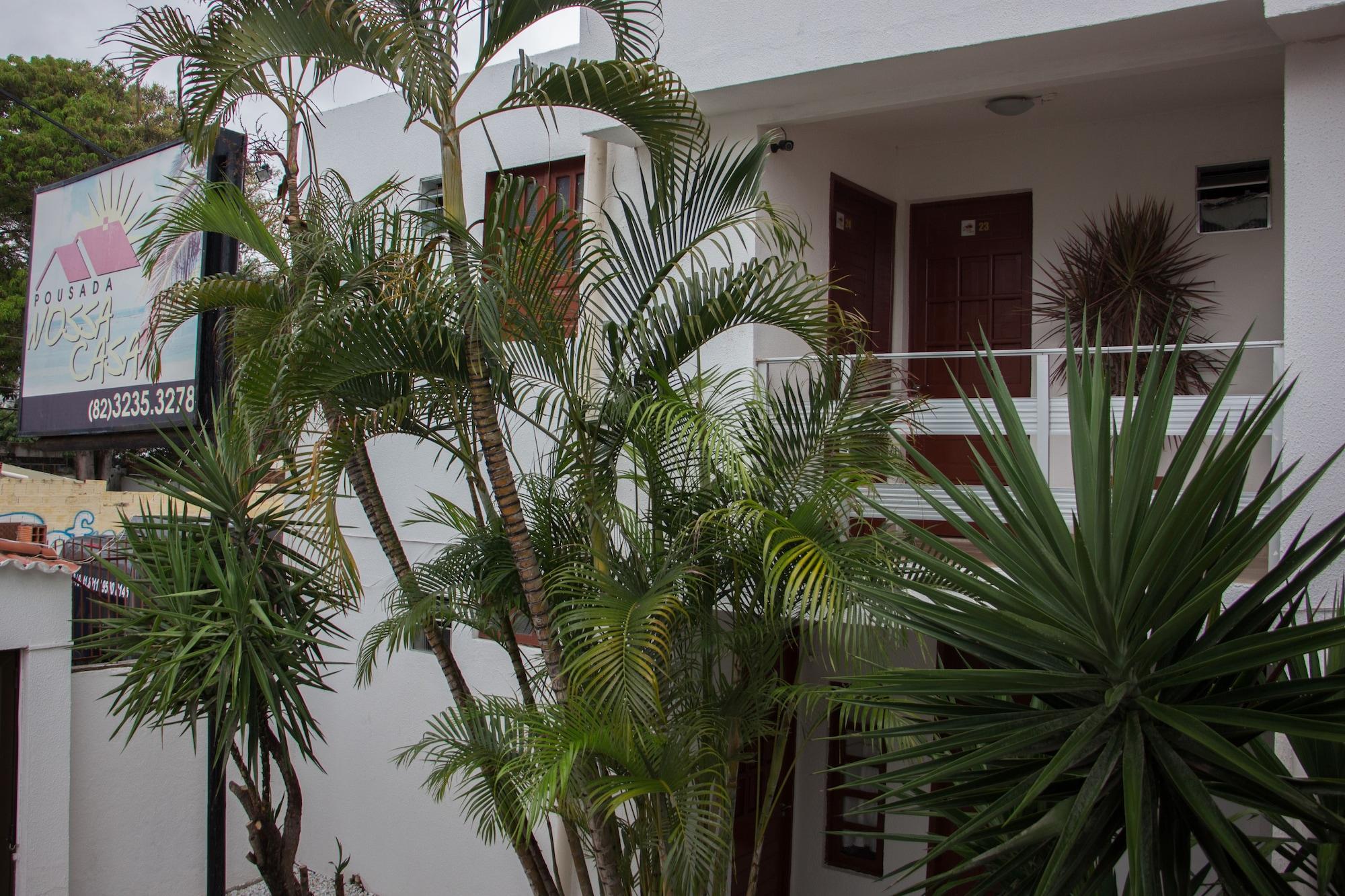 Vista Exterior Pousada Nossa Casa