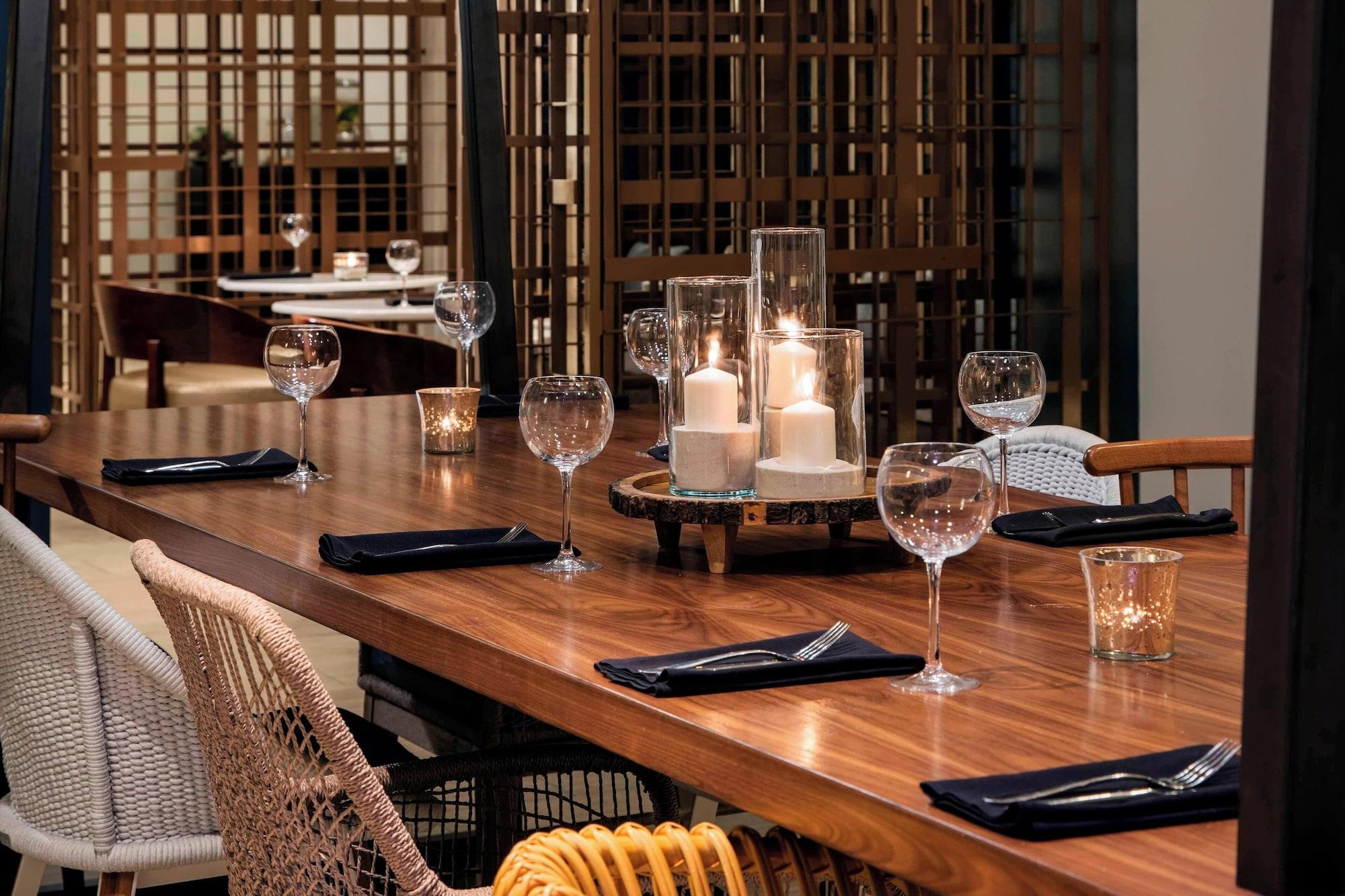 Restaurant Renaissance Fort Lauderdale Marina Hotel