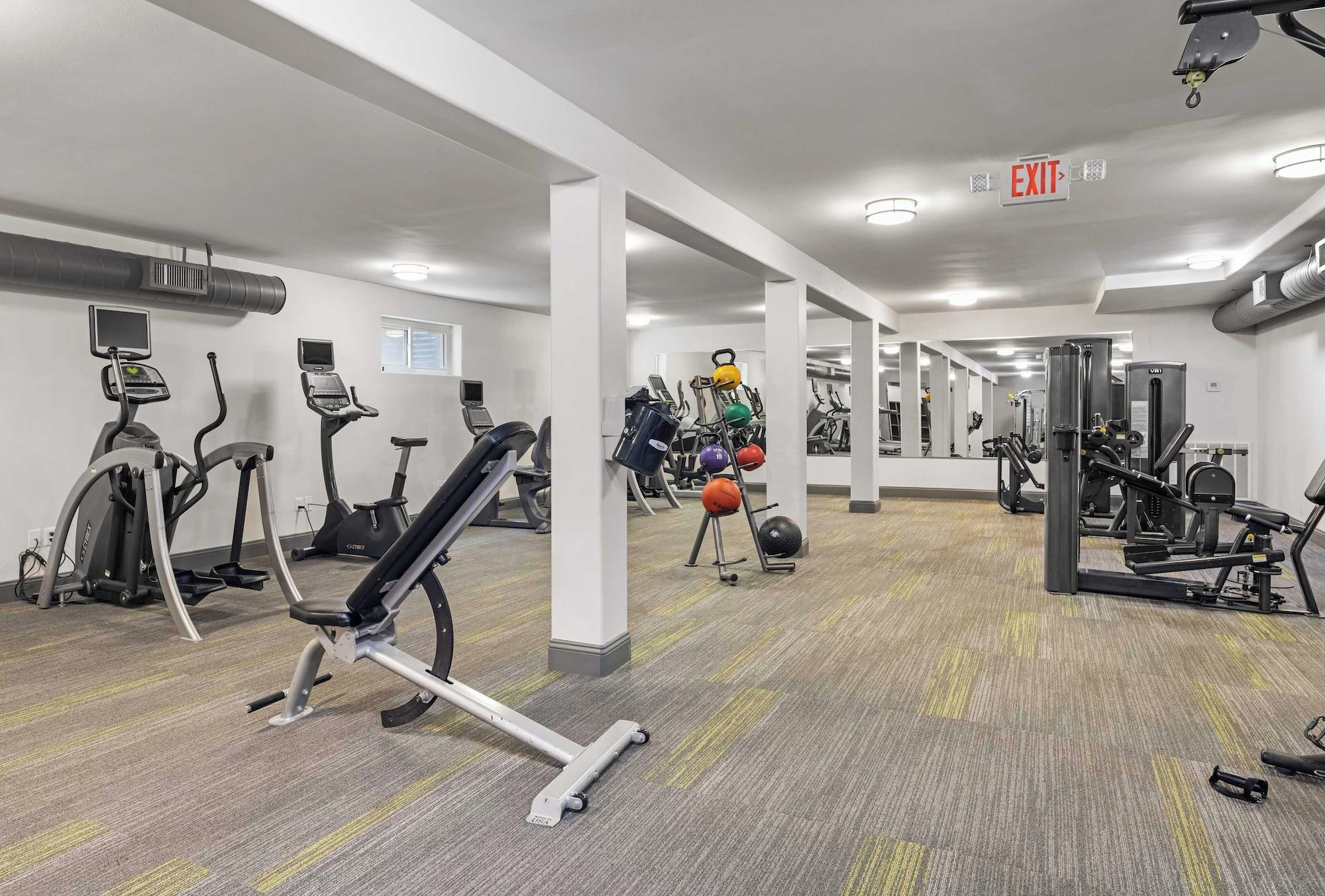 Gimnasio Windsor Highlands Apartments by Landing