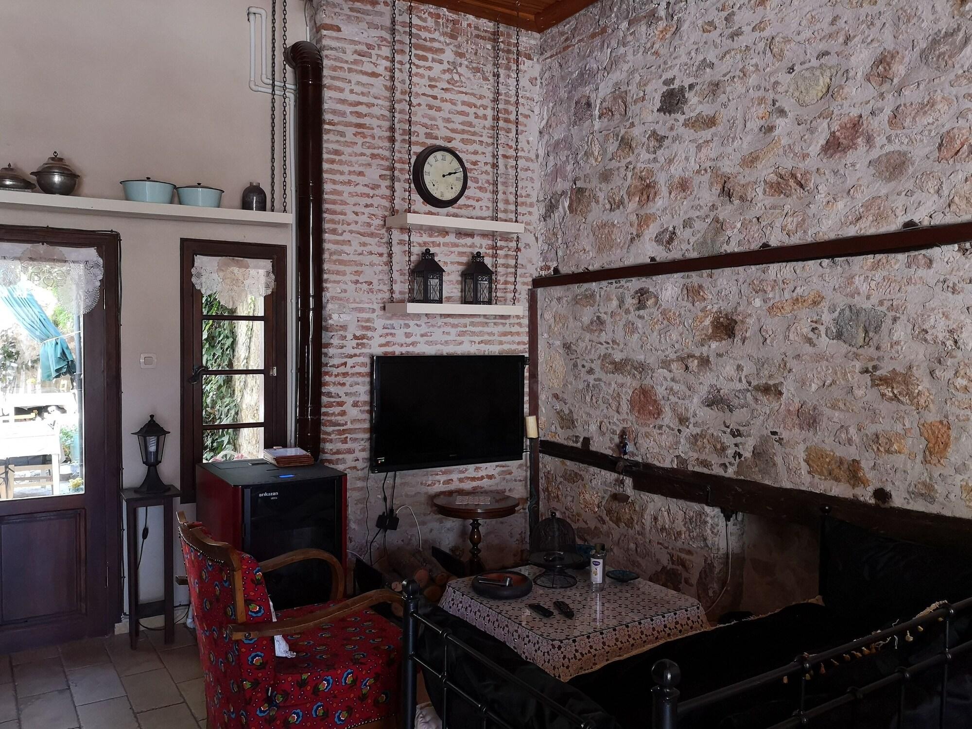 Vista Lobby Ayvalik Sarigelin Pansiyon