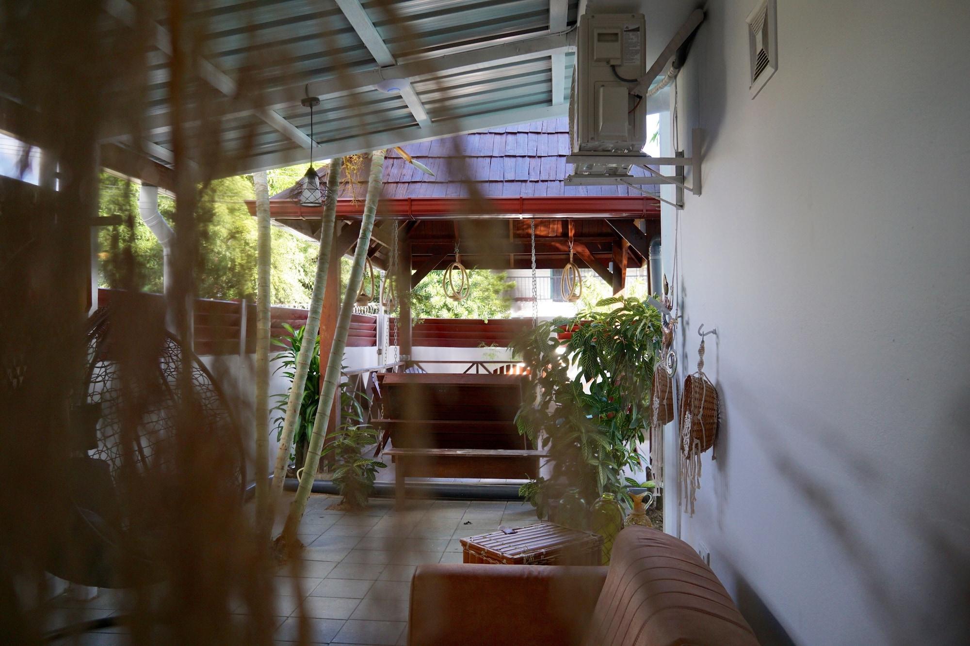 Set de Habitación Villa Famiri