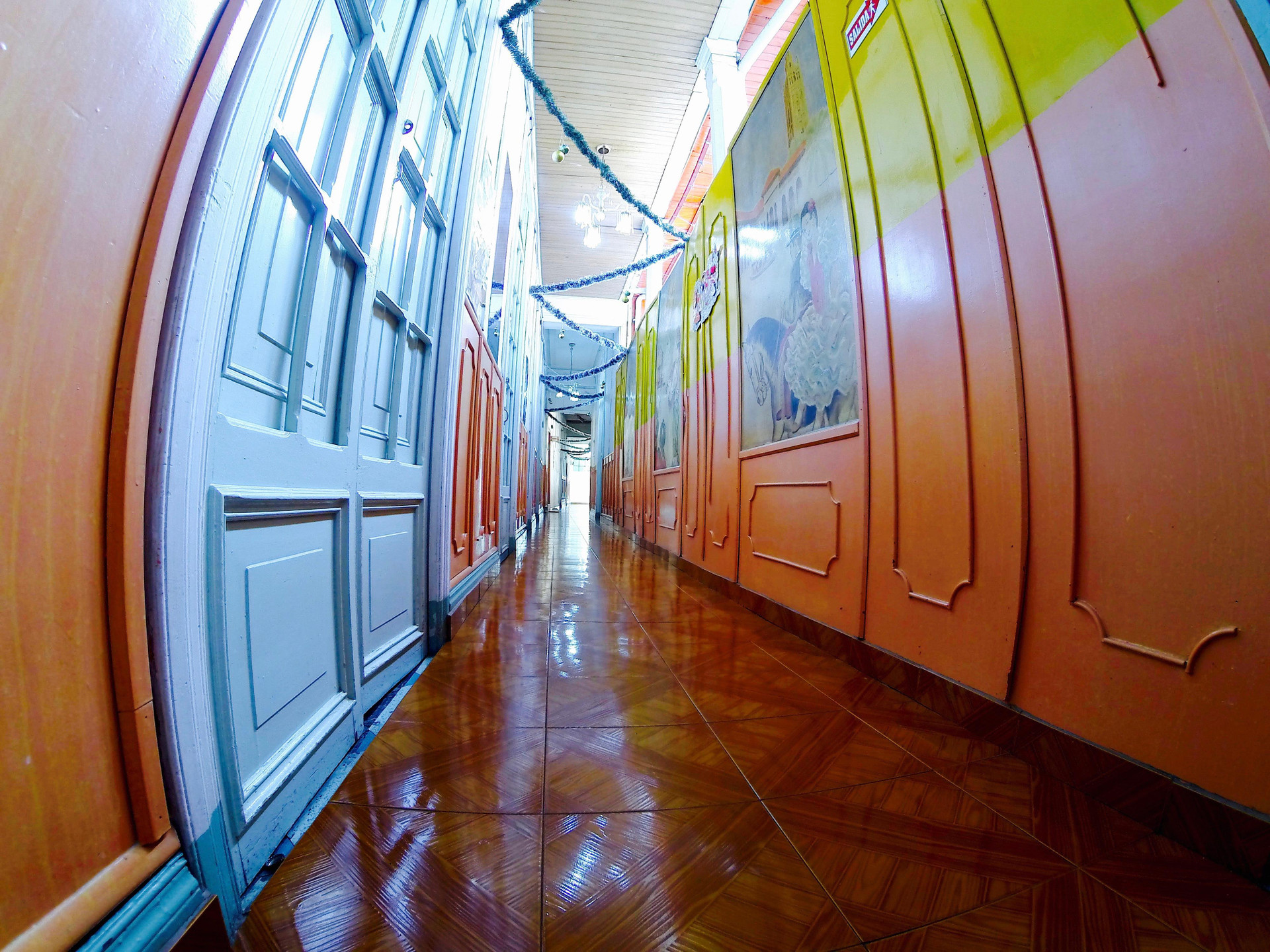 Varios Hotel España