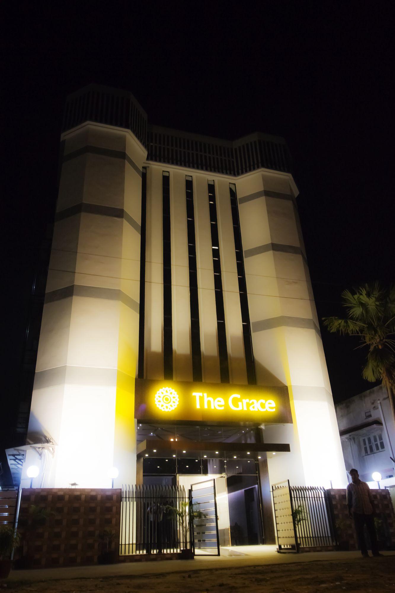 Vista Exterior The Grace