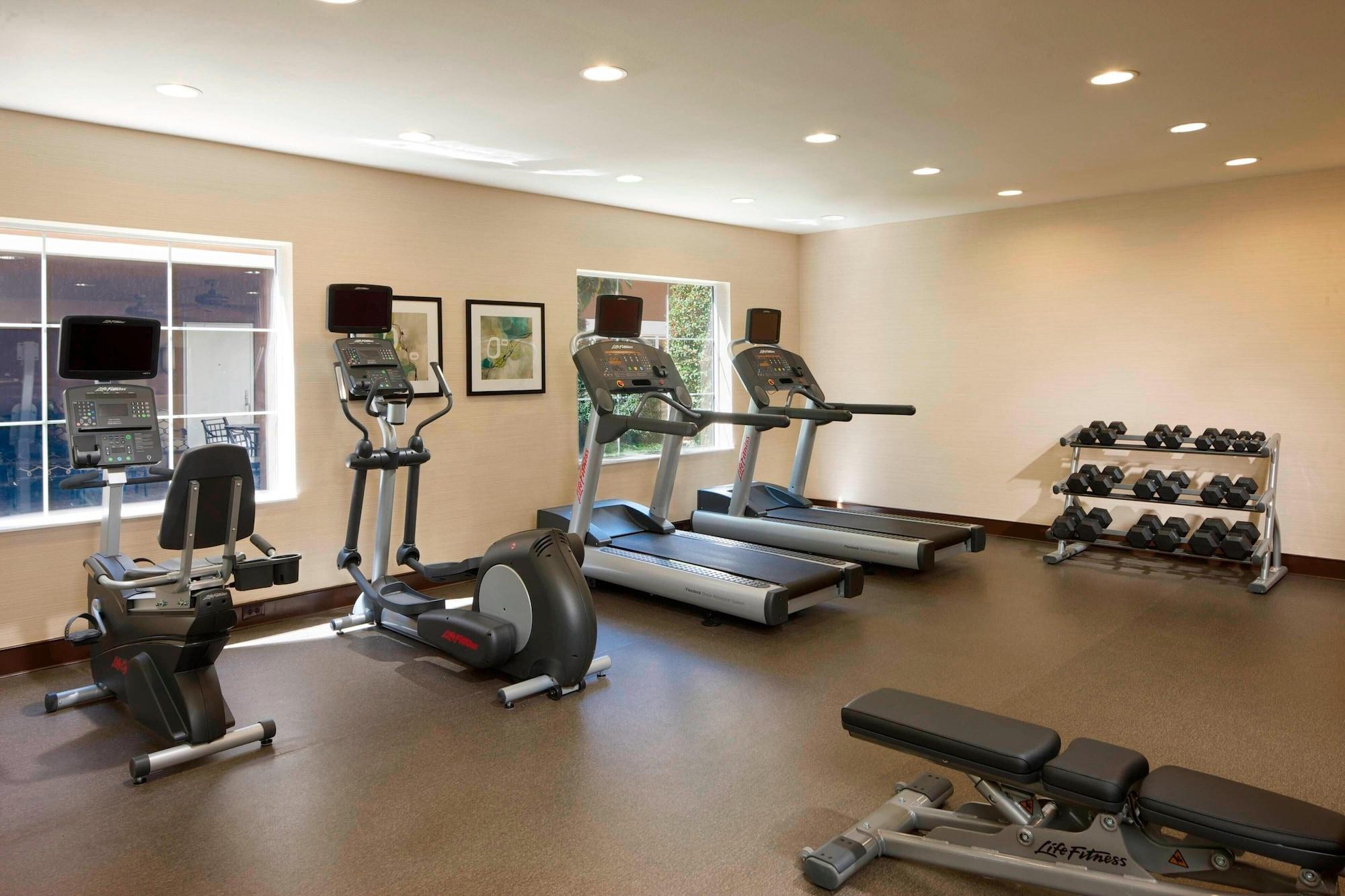 Gimnasio Fairfield Inn & Suites Houston Intercontinental Airport