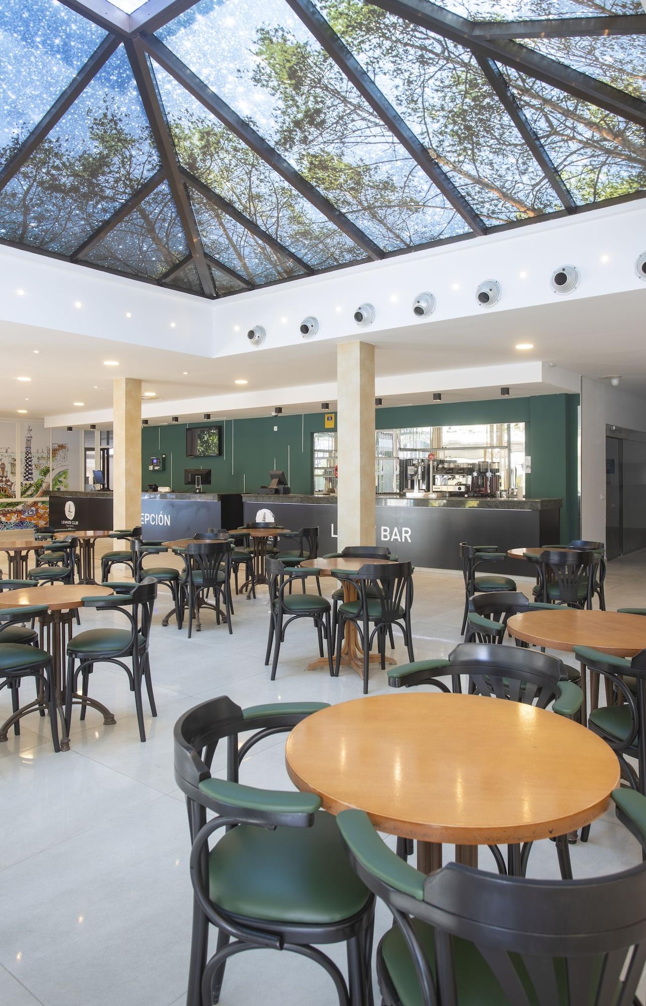 Restaurant Aparthotel BCL Levante Club