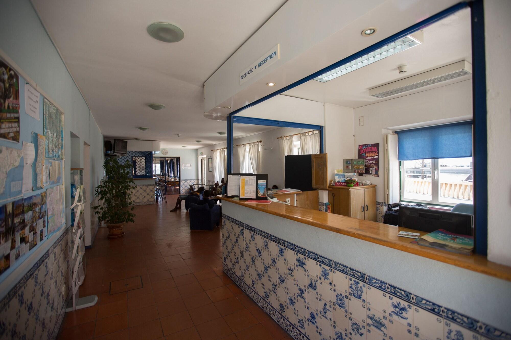 Vista Lobby HI Oeiras - Pousada de Juventude - Hostel