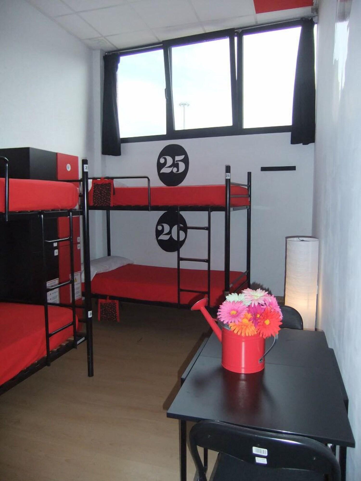 Varios Bilbao Akelarre Hostel