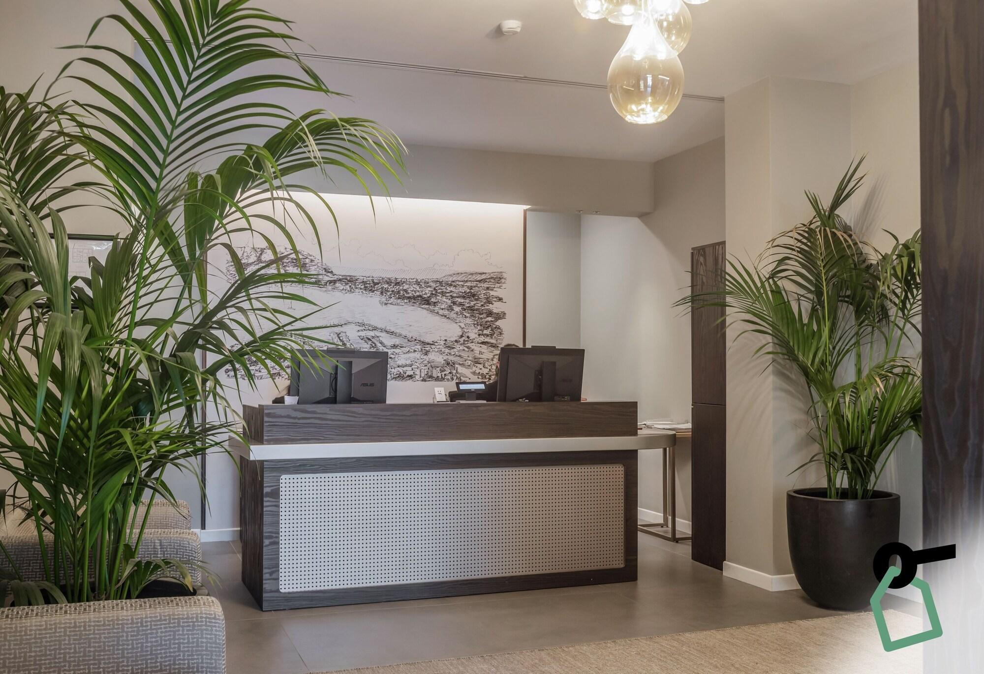 Vista Lobby Hotiday Mondello Beach