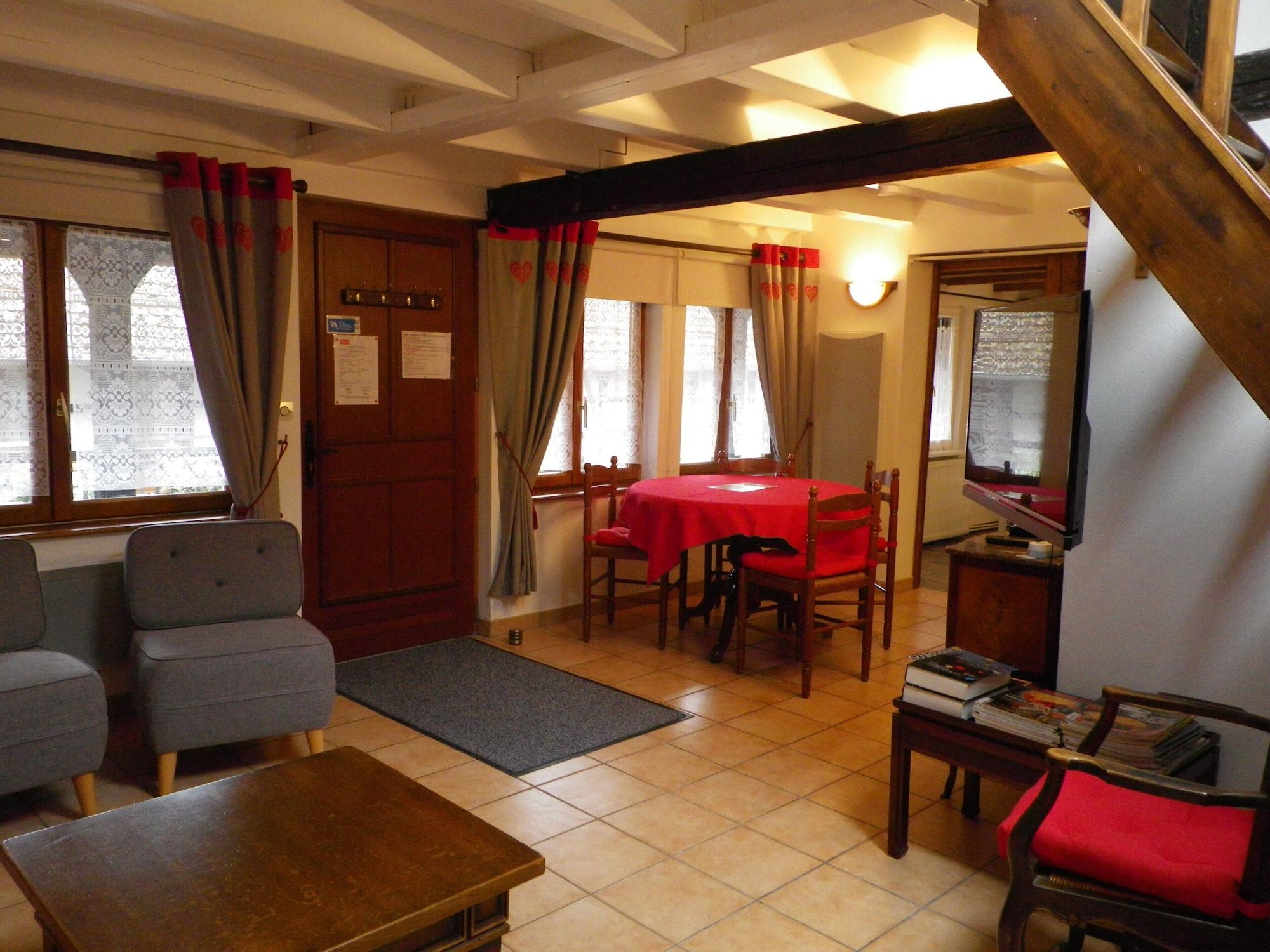 Habitación Gîtes et Chambre d'Hôtes A l'Arc en Ciel