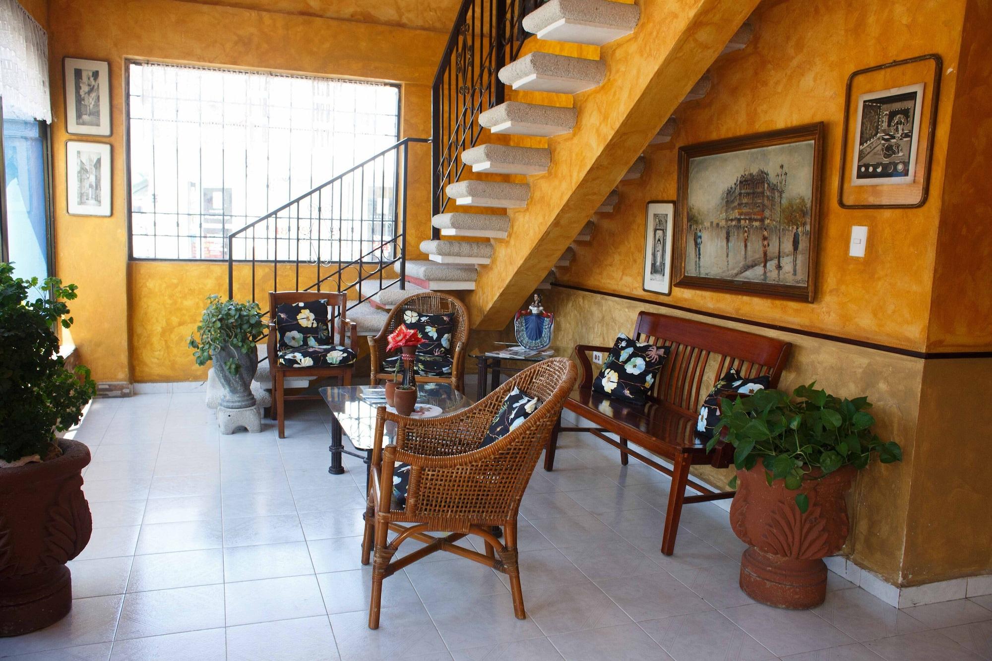 Vista Lobby Hotel La Casona Real