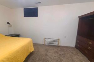 Alquiler Vacacional - Fully Furnished 4 Bed/2 Bath Home w/Garage at a Great Location