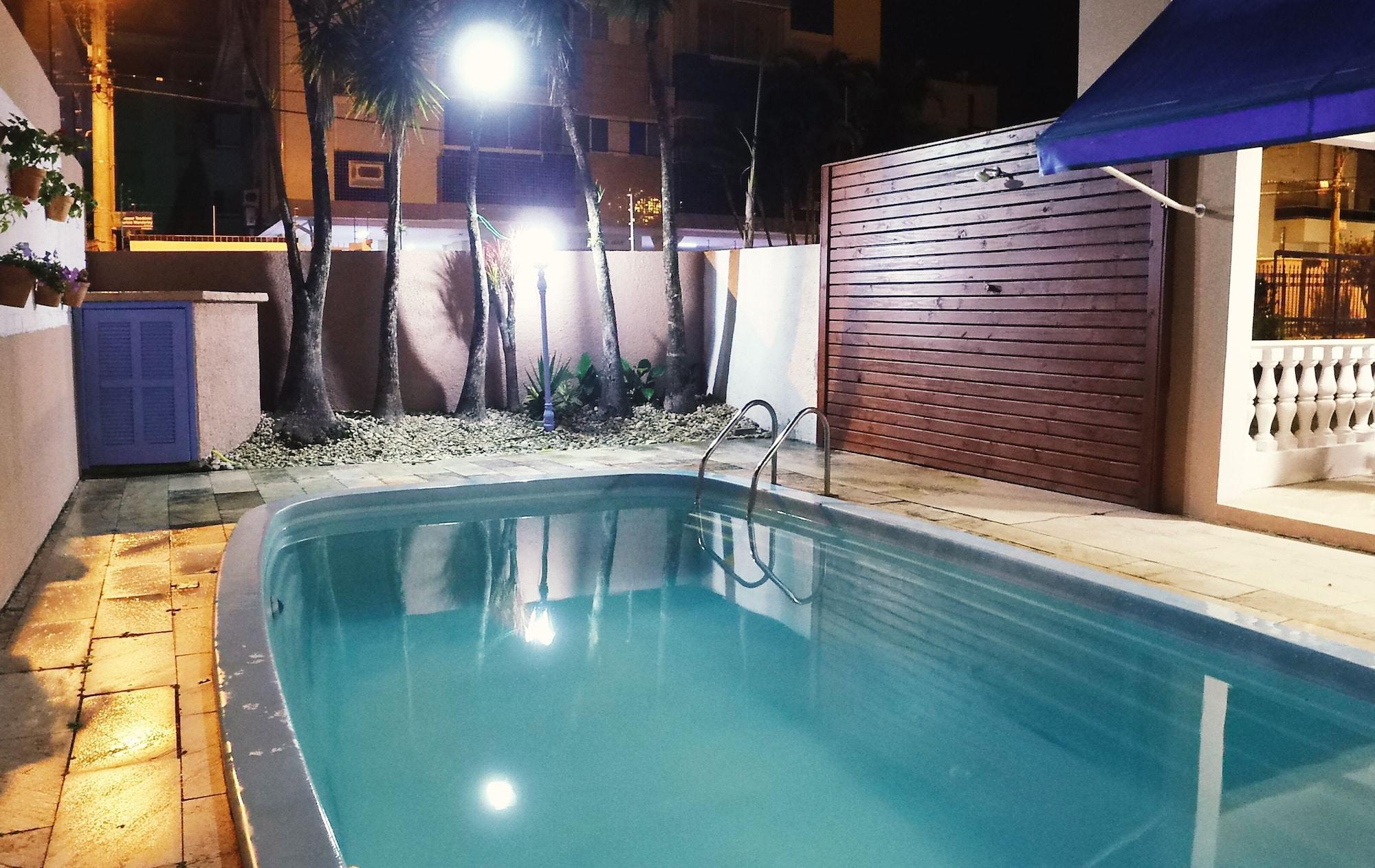 Vista Piscina Hospedaria Conceitual