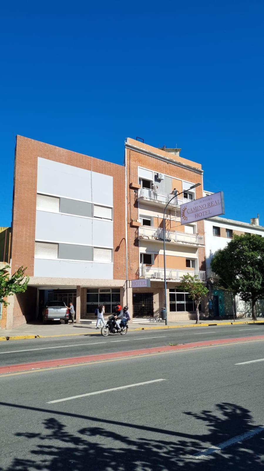 Vista Exterior Camino Real Hotel