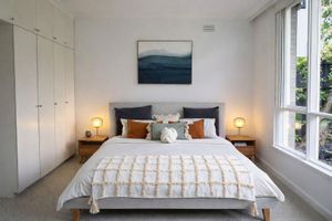 Alquiler Vacacional - Elwood Retreat - Sauna, 4 bedrooms, large garden, close to shops, cafe, train