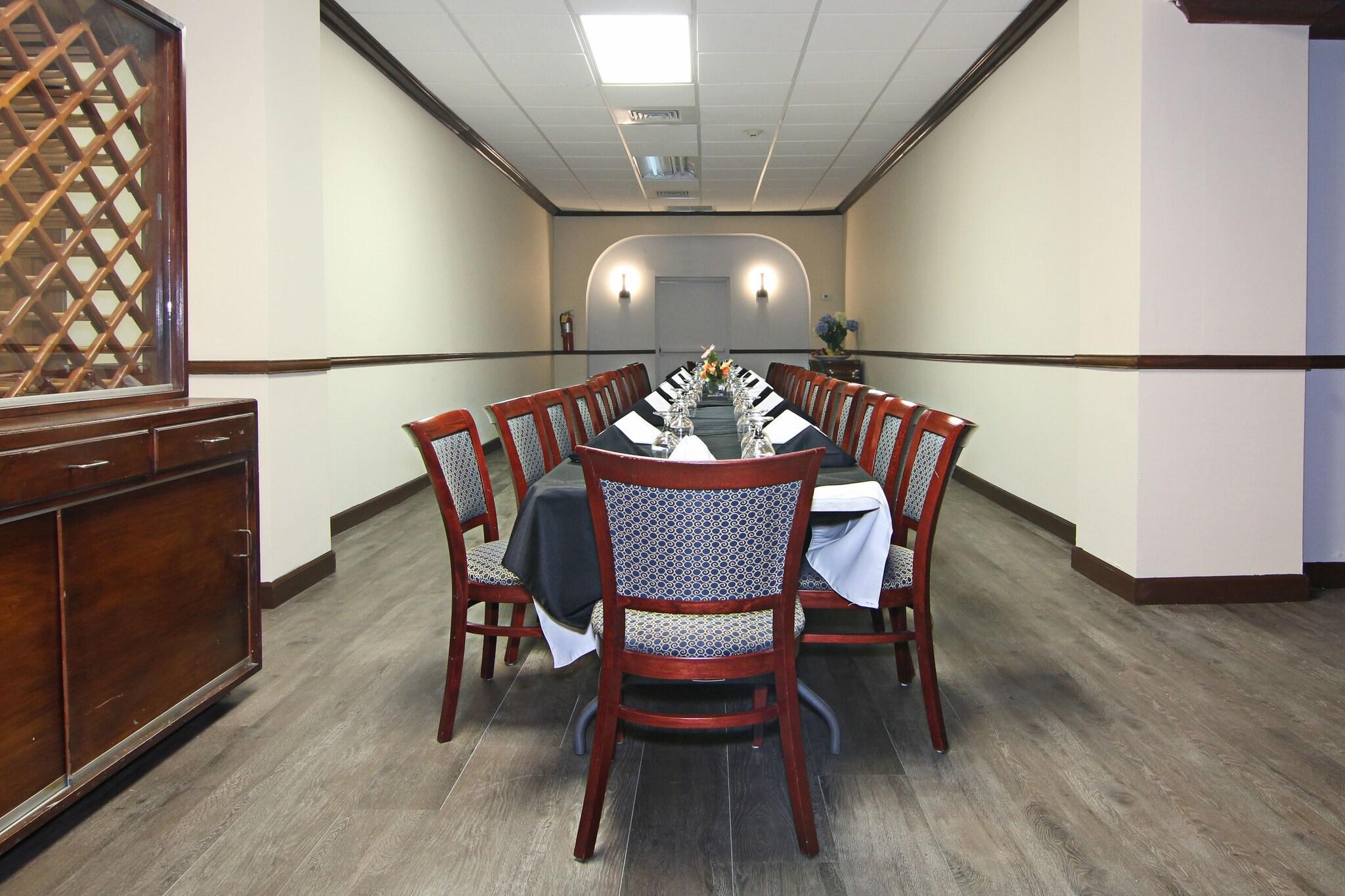 Restaurant Windward Passage Hotel
