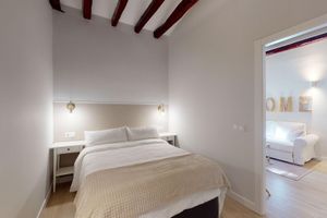 Alquiler Vacacional - Cozy Apartment for Work & Travel in Recoletos