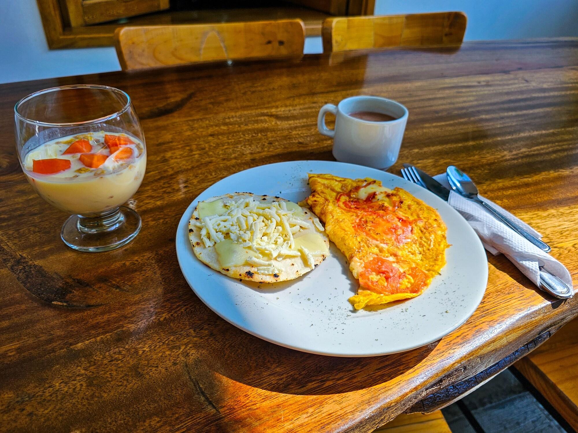 Restaurant La Mercedes Hostal Boutique By MH