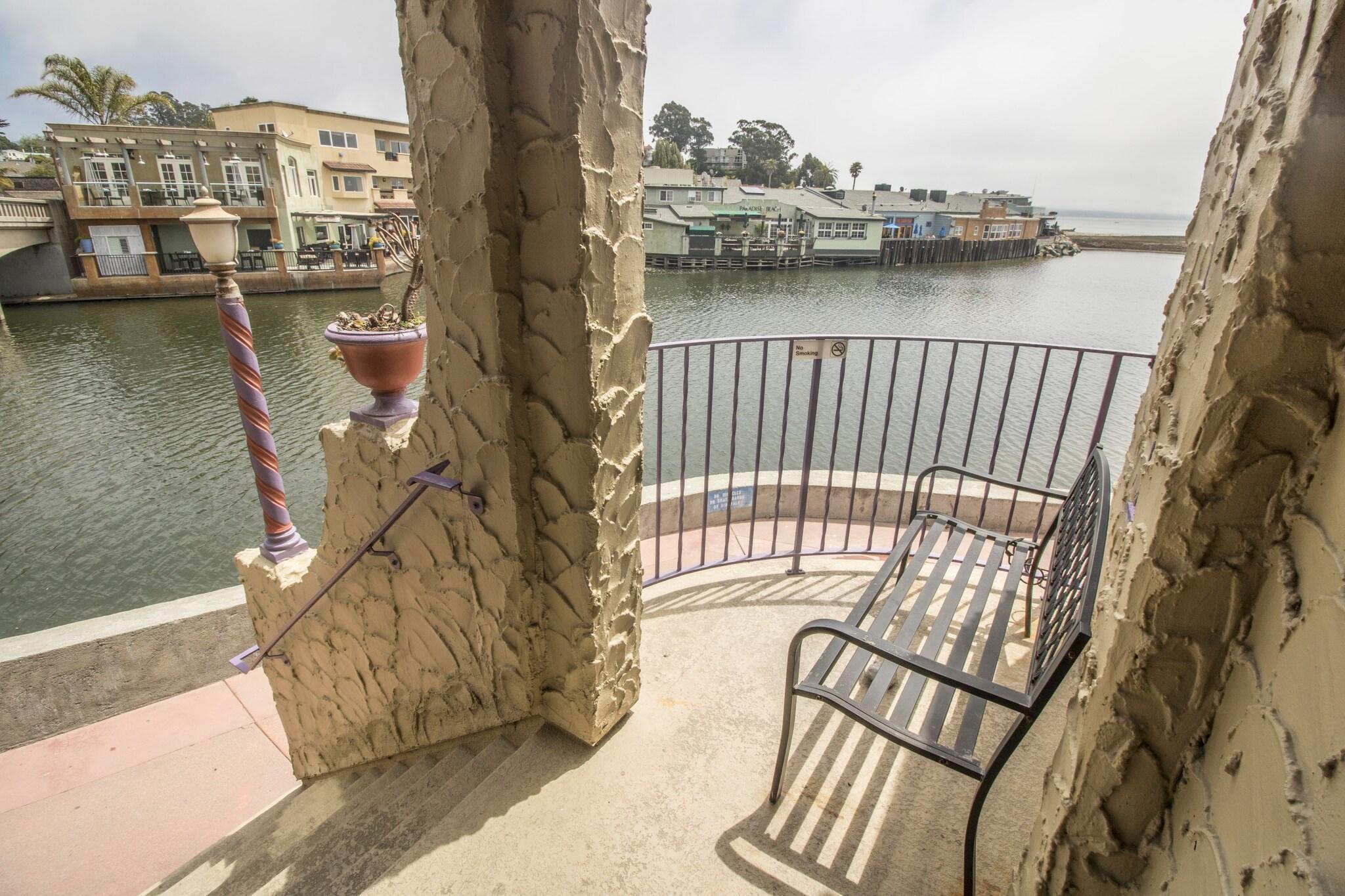 Playa Capitola Venetian Hotel