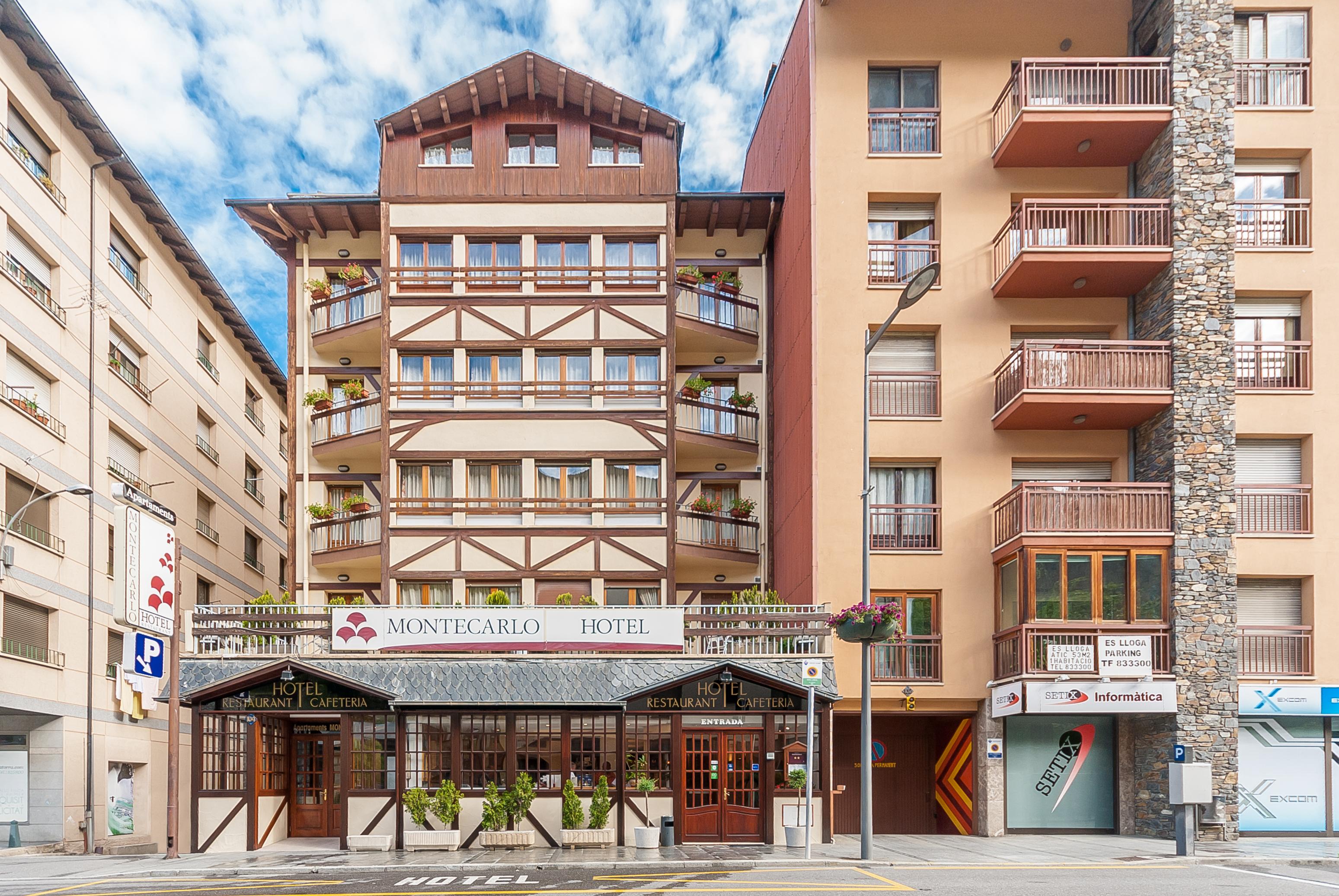 Vista Exterior Montecarlo