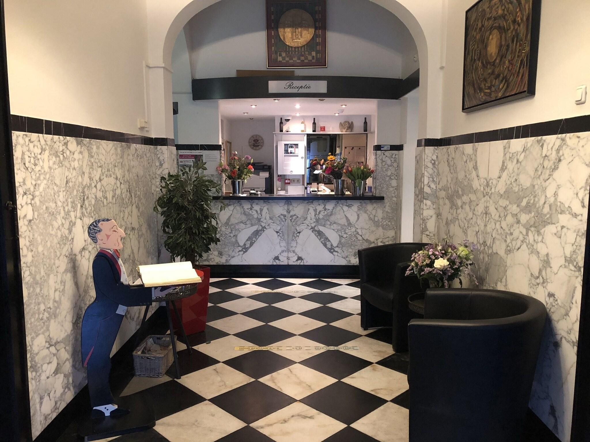 Vista Lobby Hotel Wilhelmina