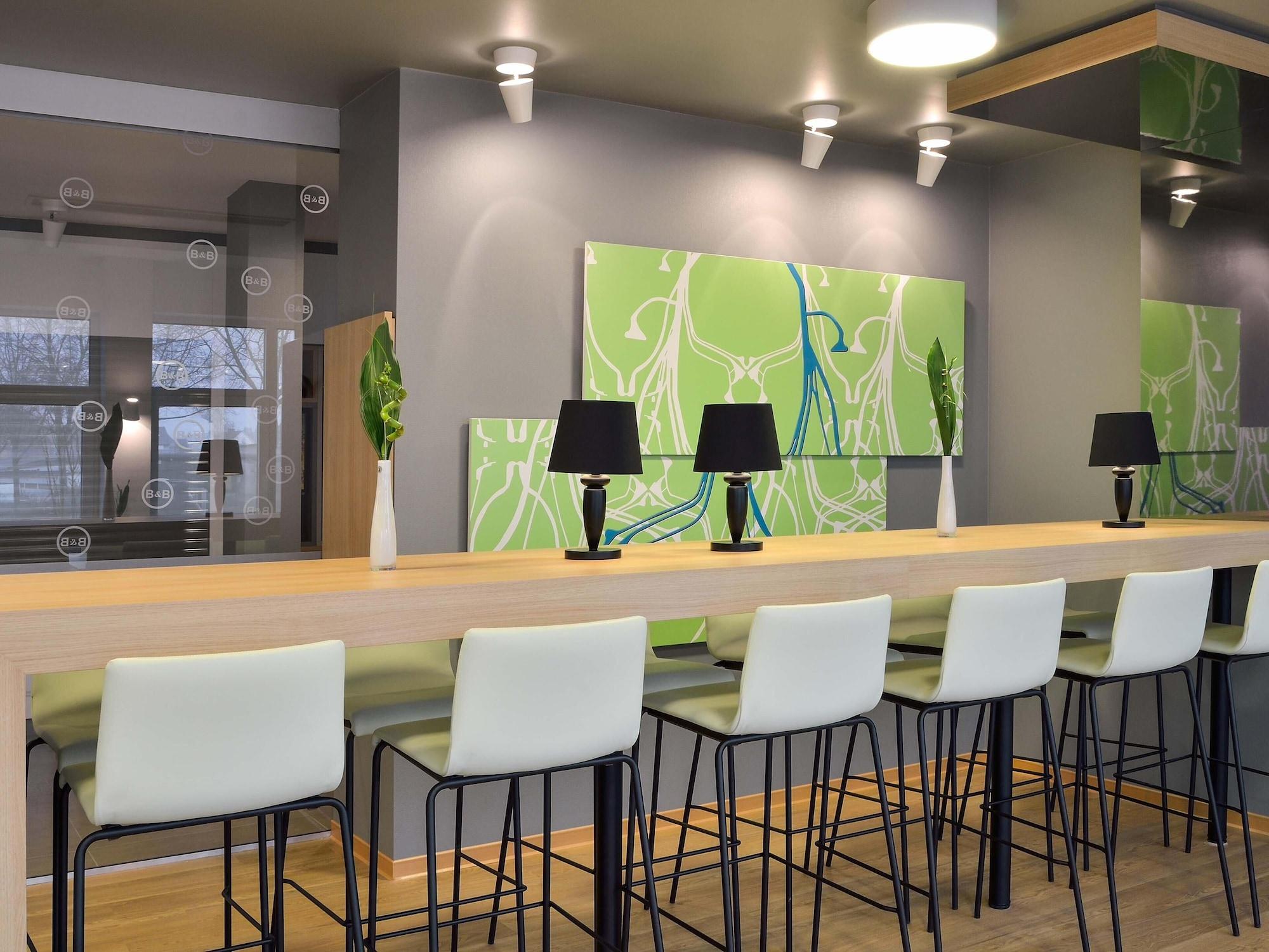 Bar/Salón B&B Hotel Paderborn