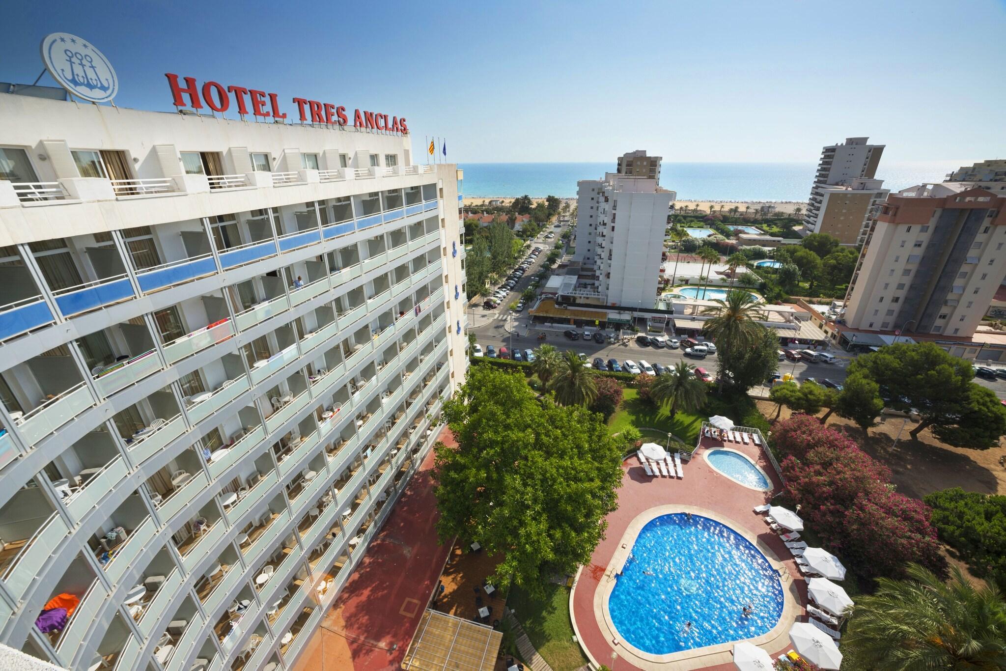 Vista Exterior Hotel Tres Anclas