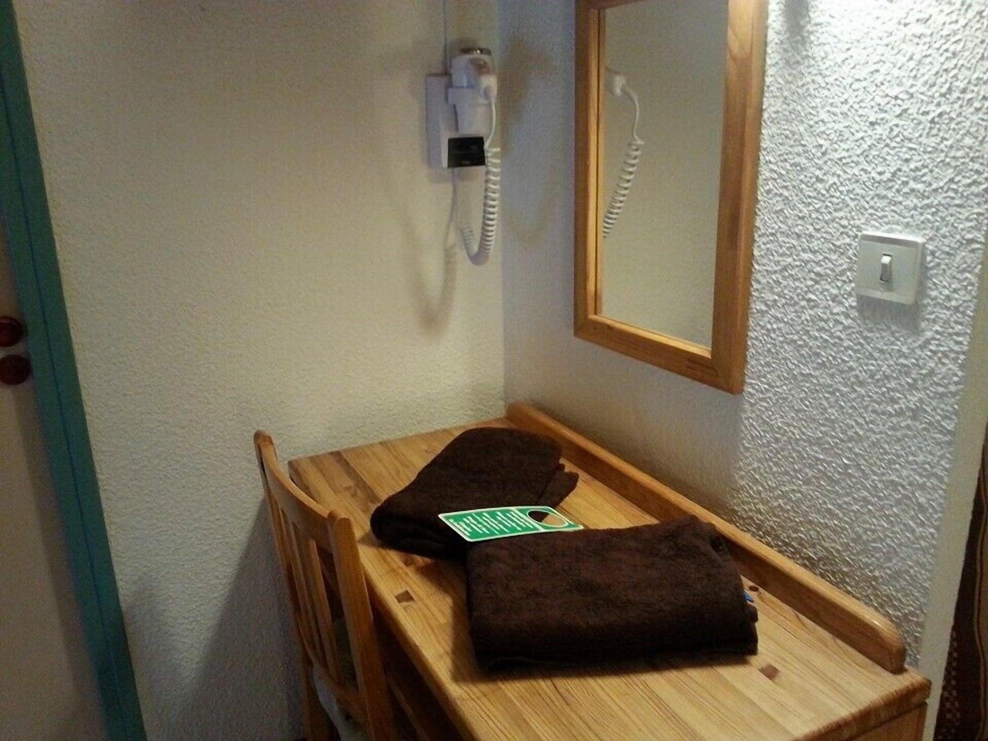 Set de Habitación Hôtel du Bourg