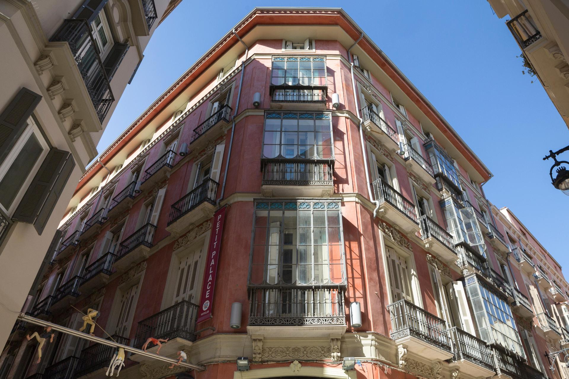 Vista Exterior Petit Palace Plaza Malaga Hotel