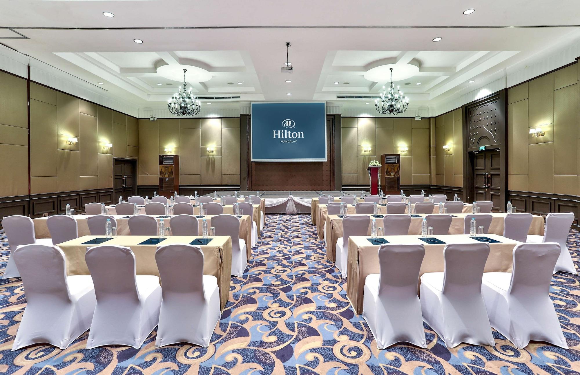 Restaurant Hilton Mandalay