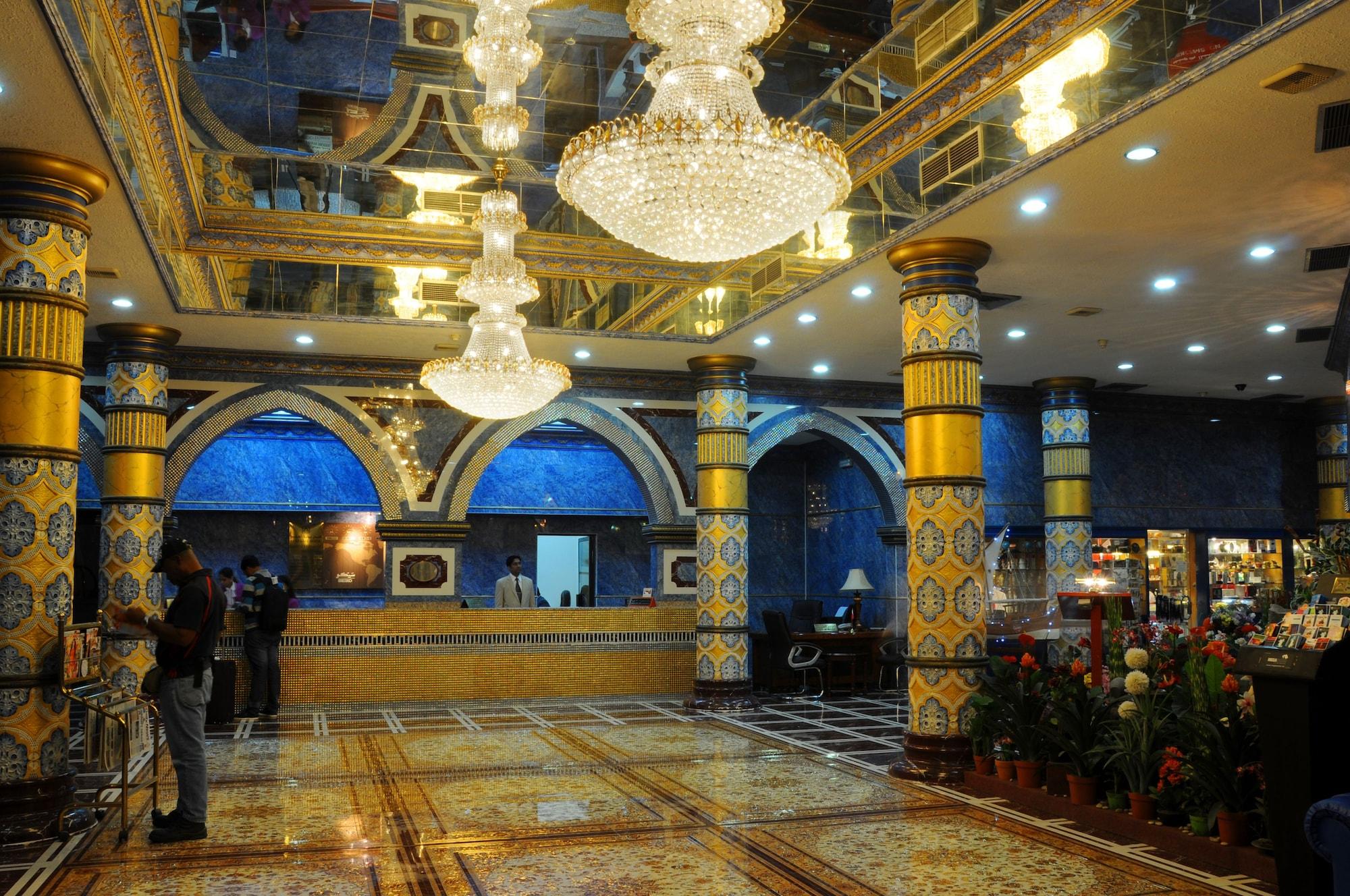Vista Lobby Gulf Gate Hotel