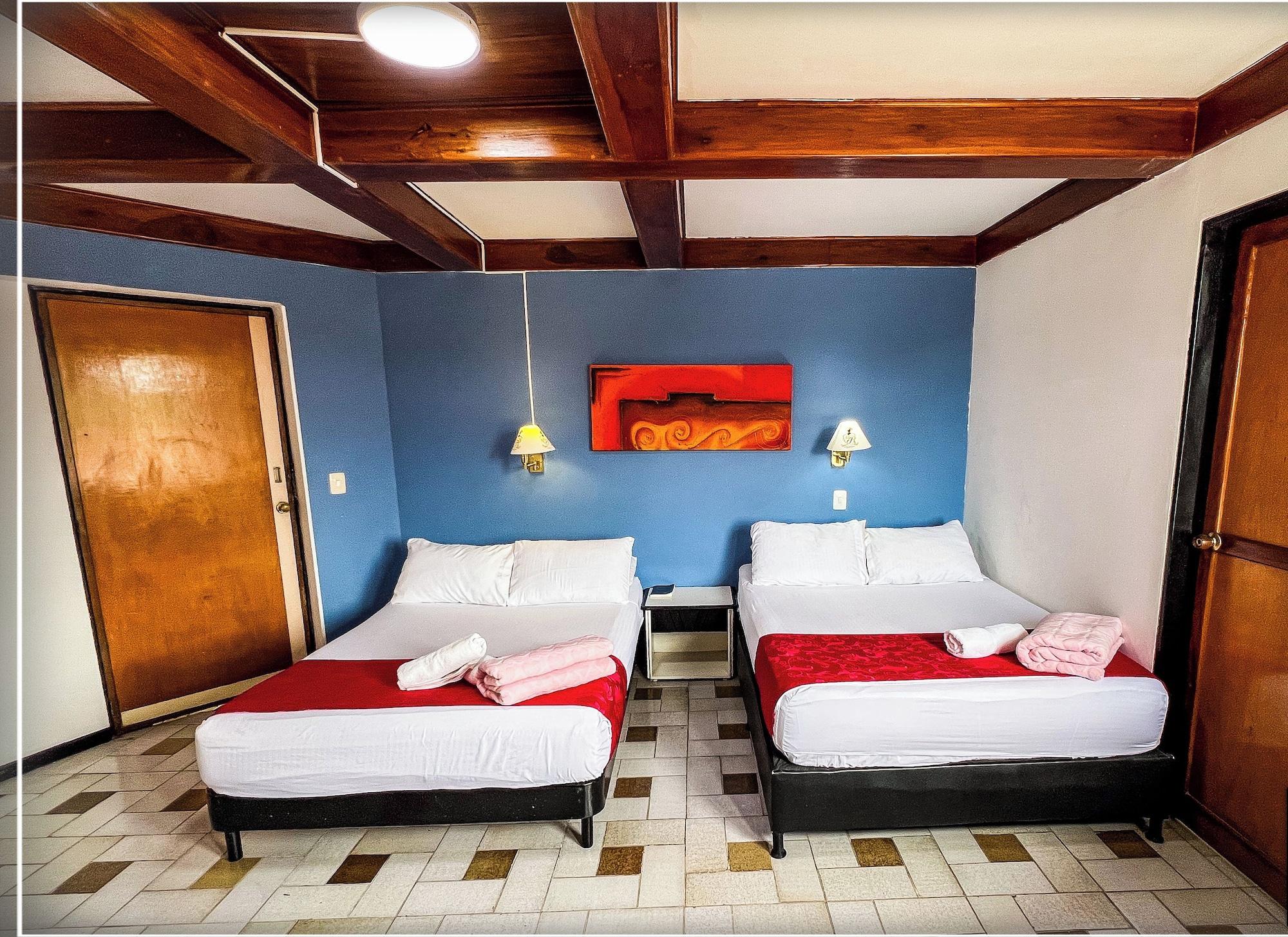 Habitación Hotel Mariscal Robledo Cartago