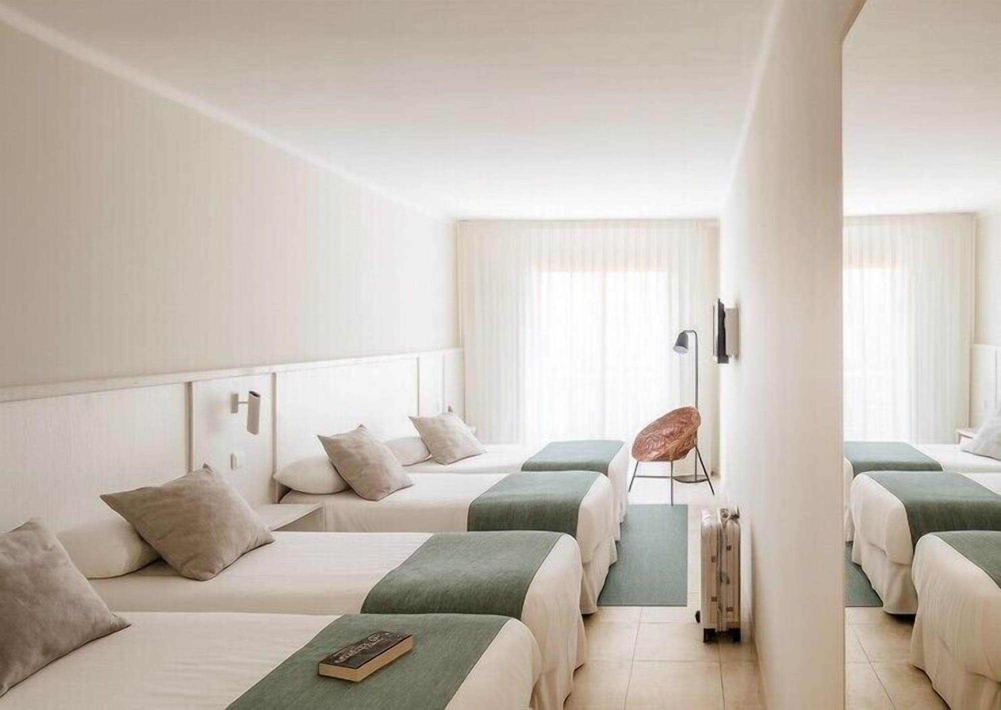 Habitación AQUA Hotel Bertran Park