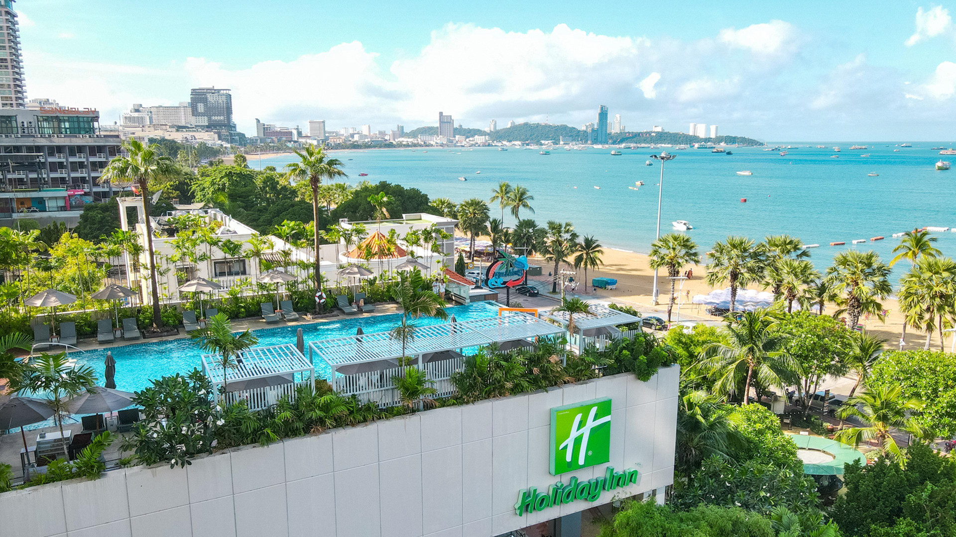 Vista Exterior Holiday Inn Pattaya by IHG