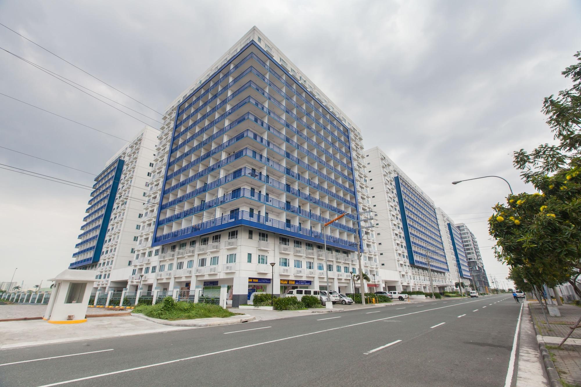 Vista Exterior Homebound at Sea Residences Serviced Apartments