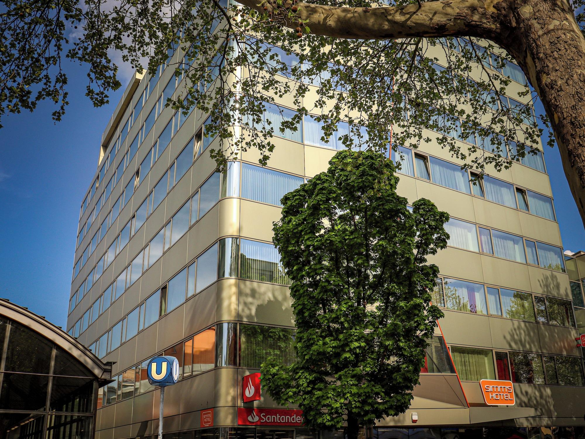 Varios Simm’s Hotel – the cityhotel next to Metro U3