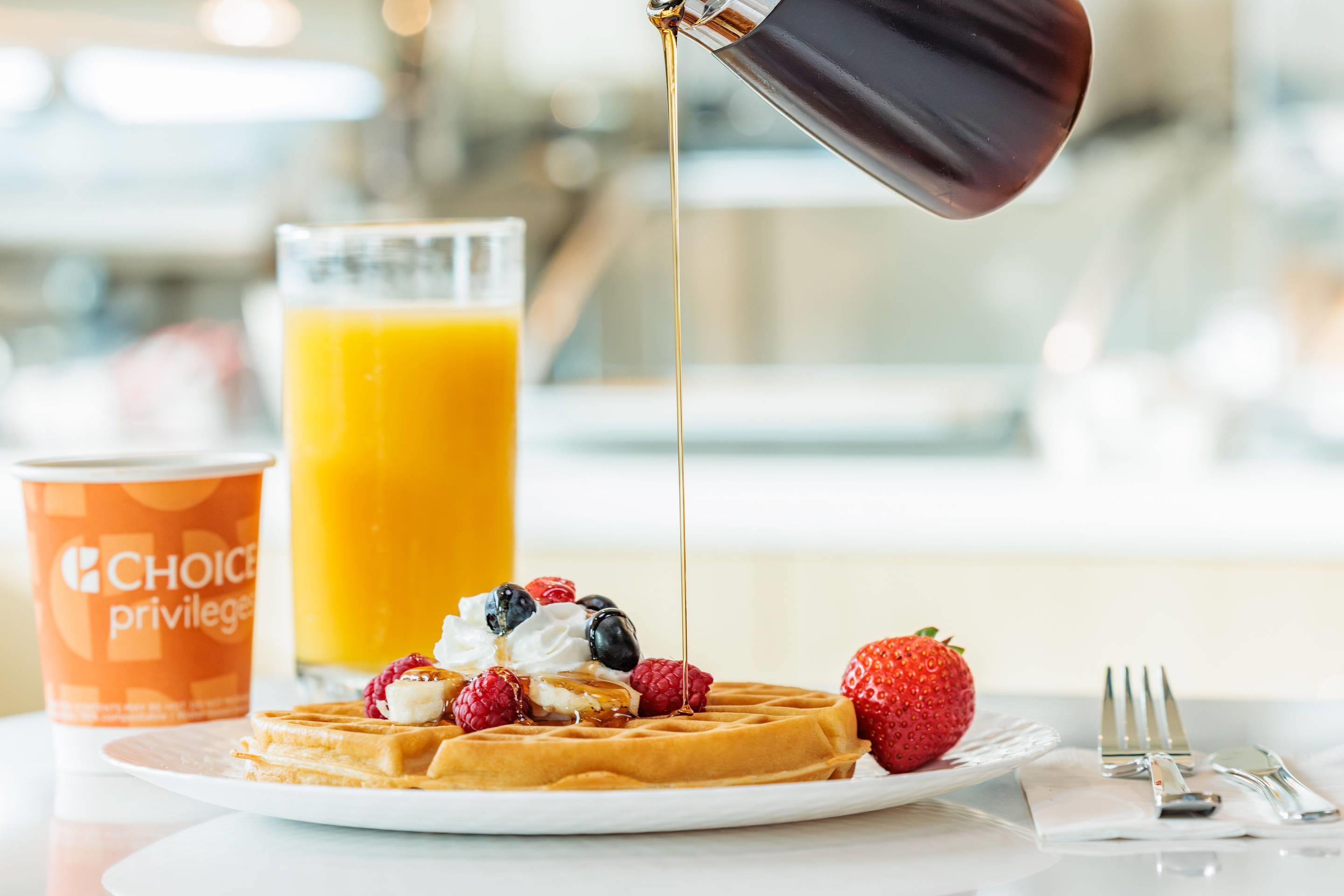 Restaurant Comfort Inn & Suites Ventura Beach