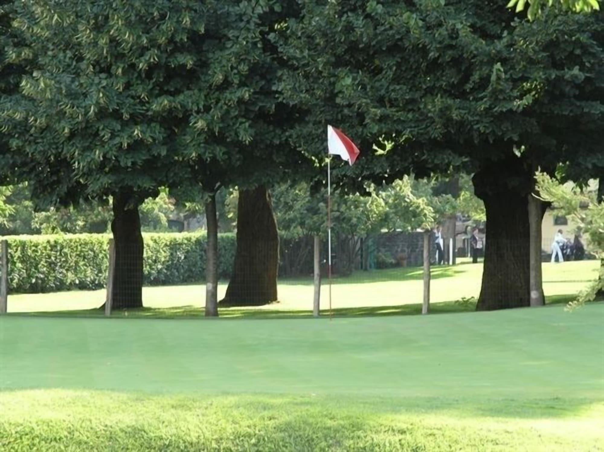 Campo de Golf Cà del Moro Resort
