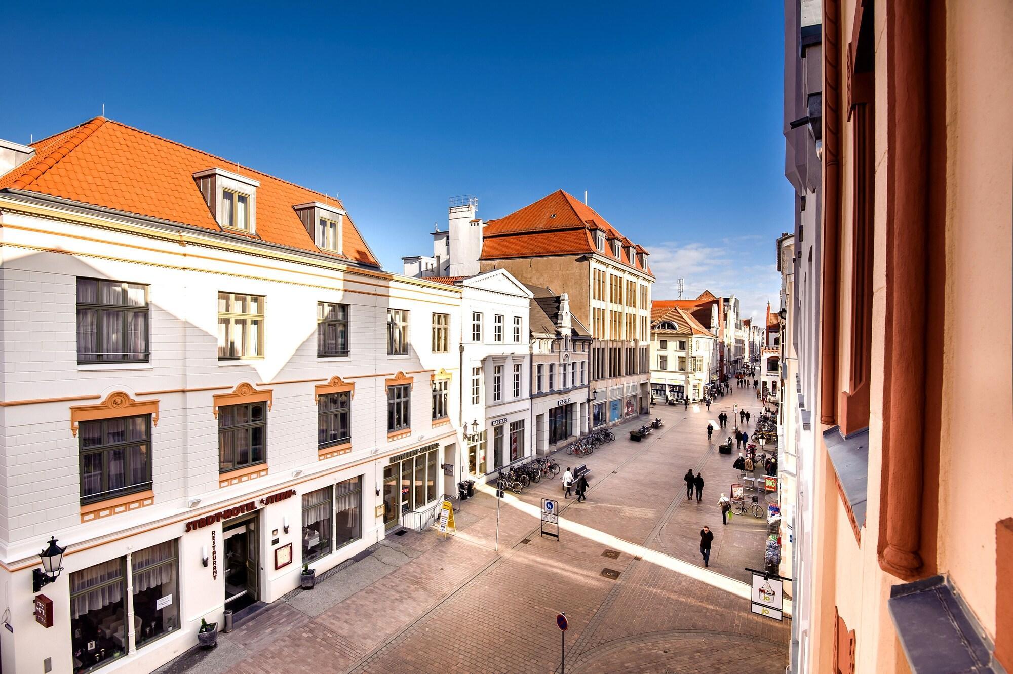 Vista Exterior Stadthotel Stern