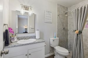 Alquiler Vacacional - Cozy Rental Near Medical Center, UTSA, Six Flags, Lackland AFB, La Cantera, Rim