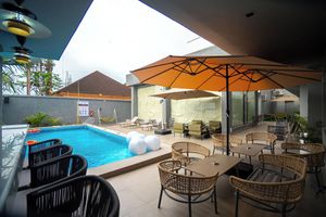 Alojamiento - GREYFIELD HOTEL AND APARTMENTS