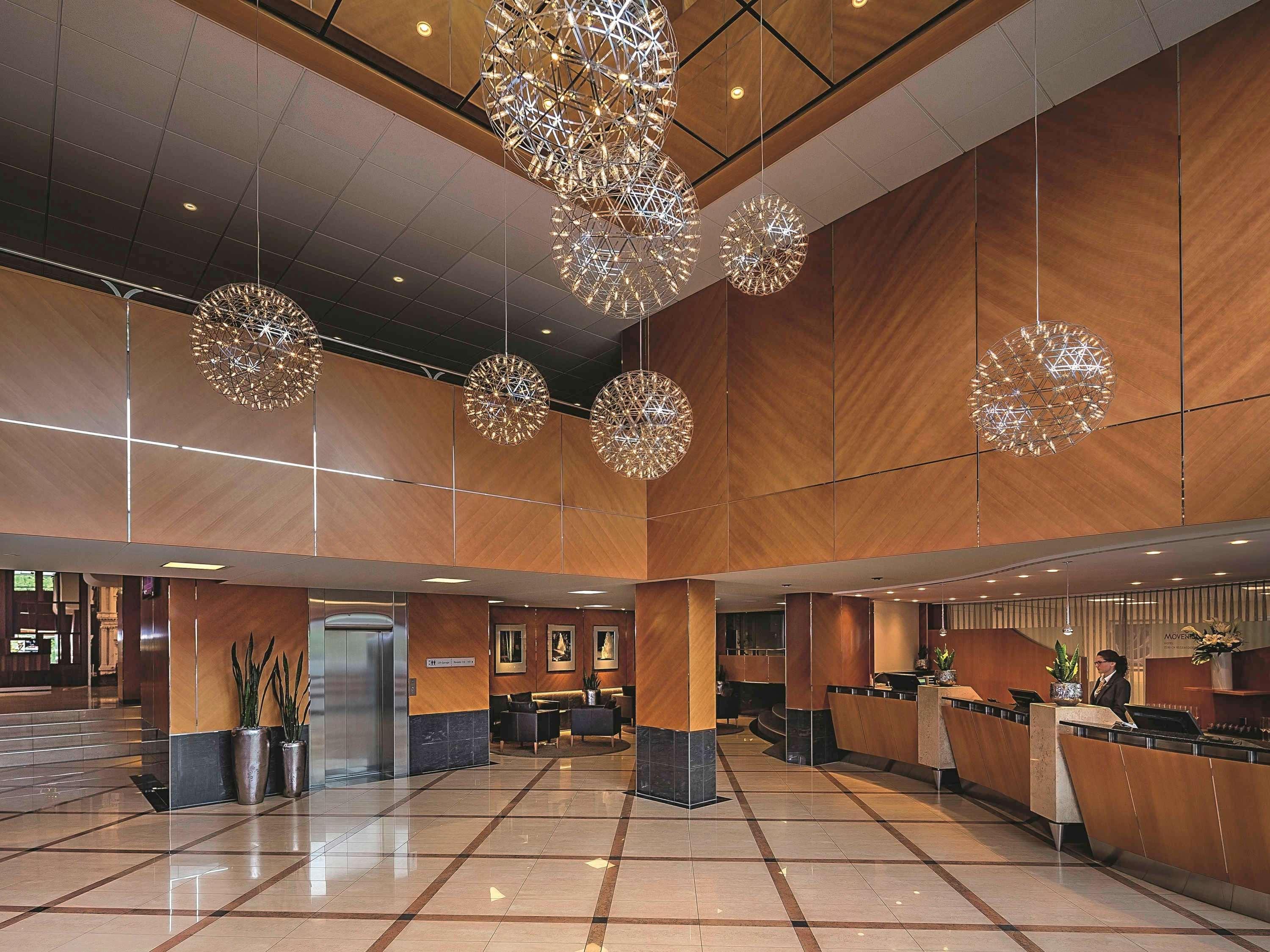 Vista Exterior Mövenpick Hotel Zürich Regensdorf