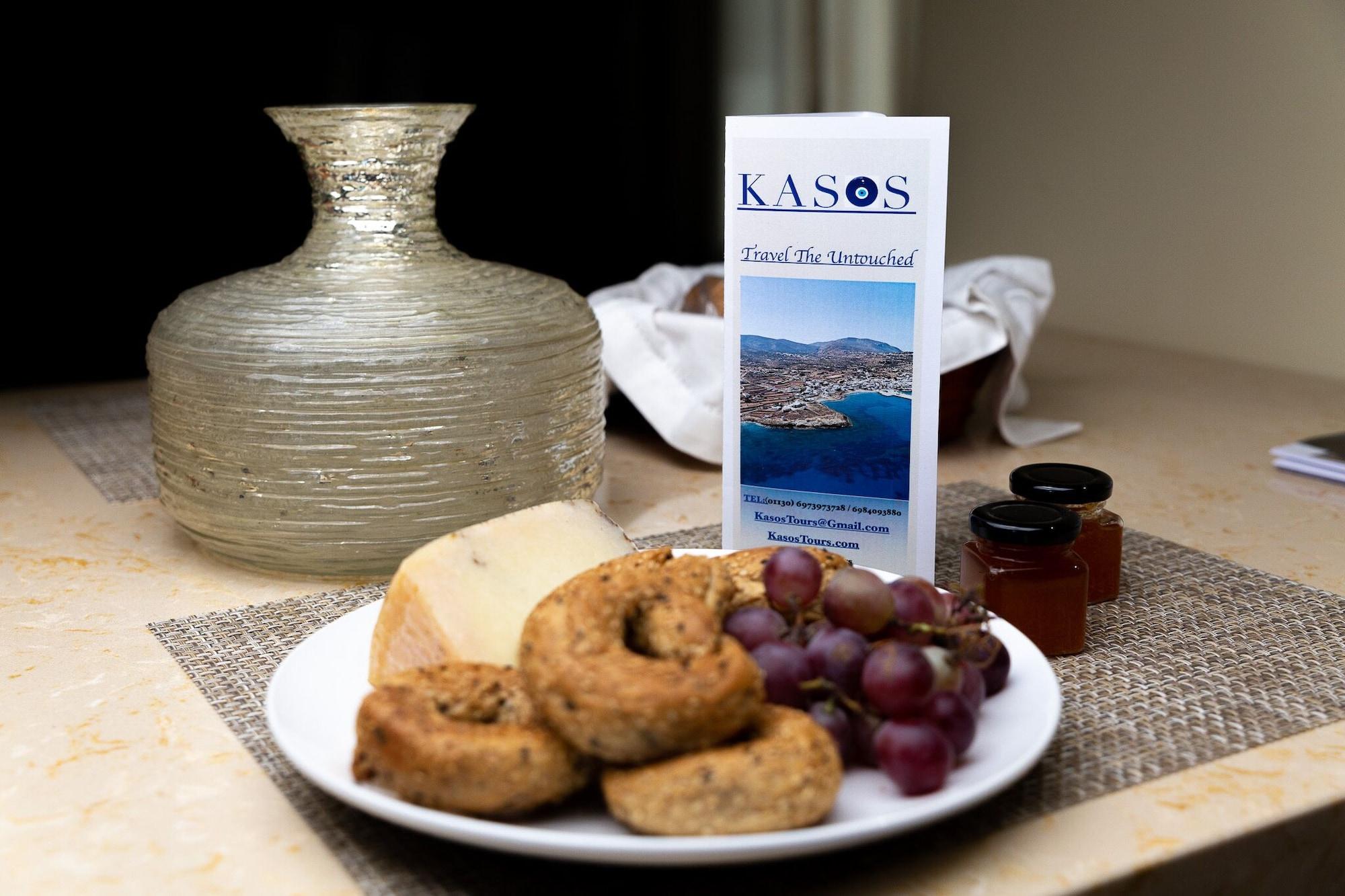 Restaurant Theoxenia Suites & Apartments